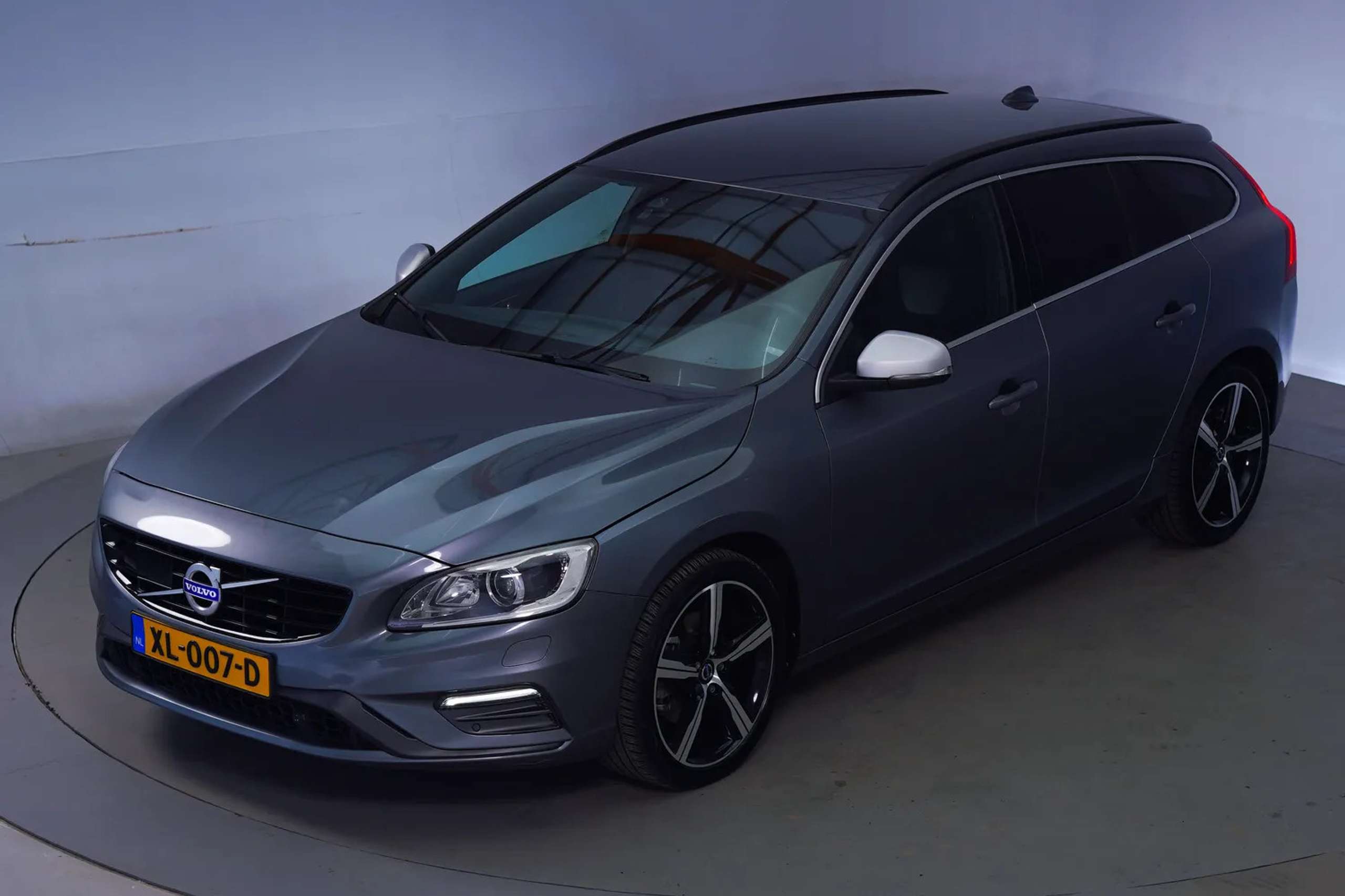 Volvo - V60