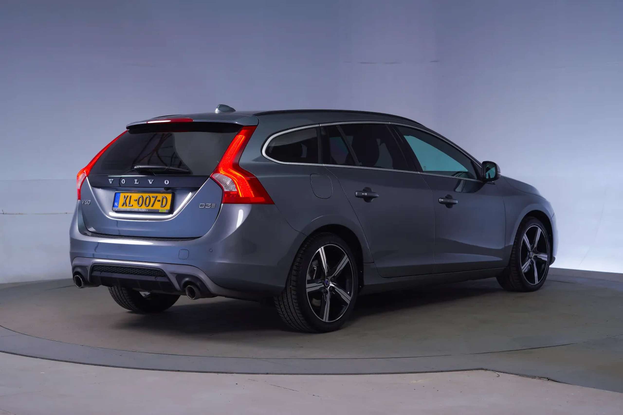 Volvo - V60