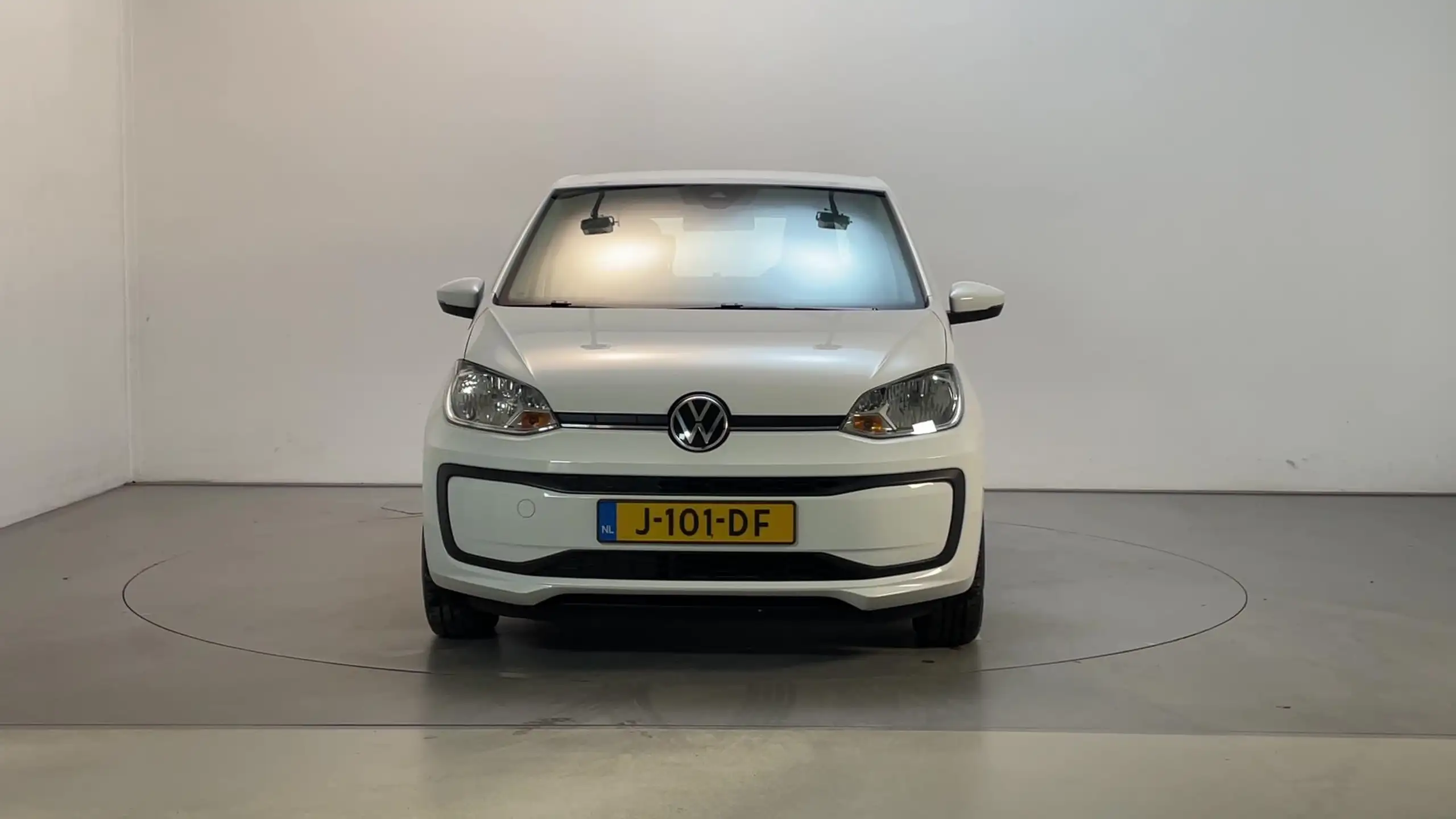 Volkswagen - up!