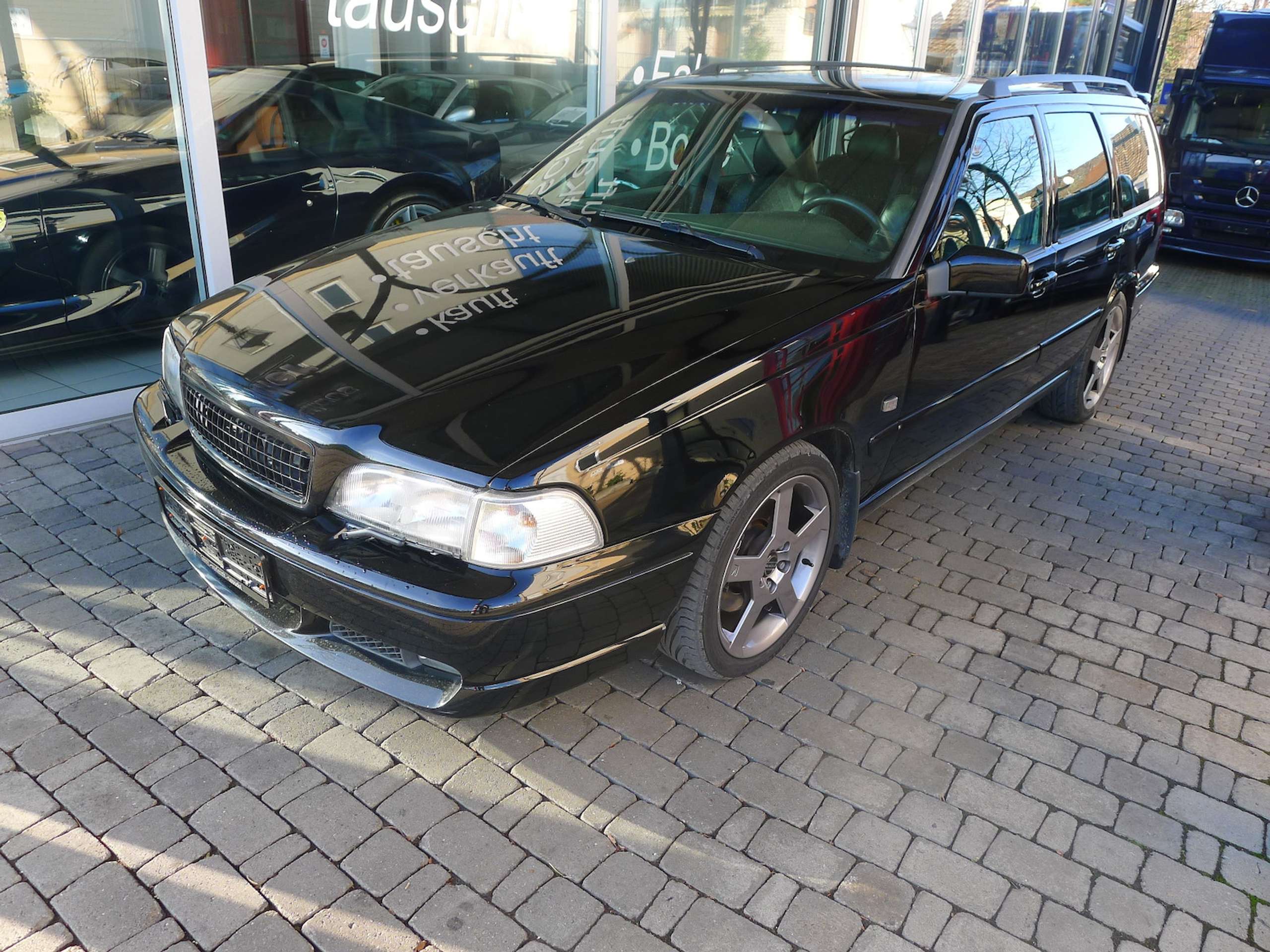 Volvo - V70