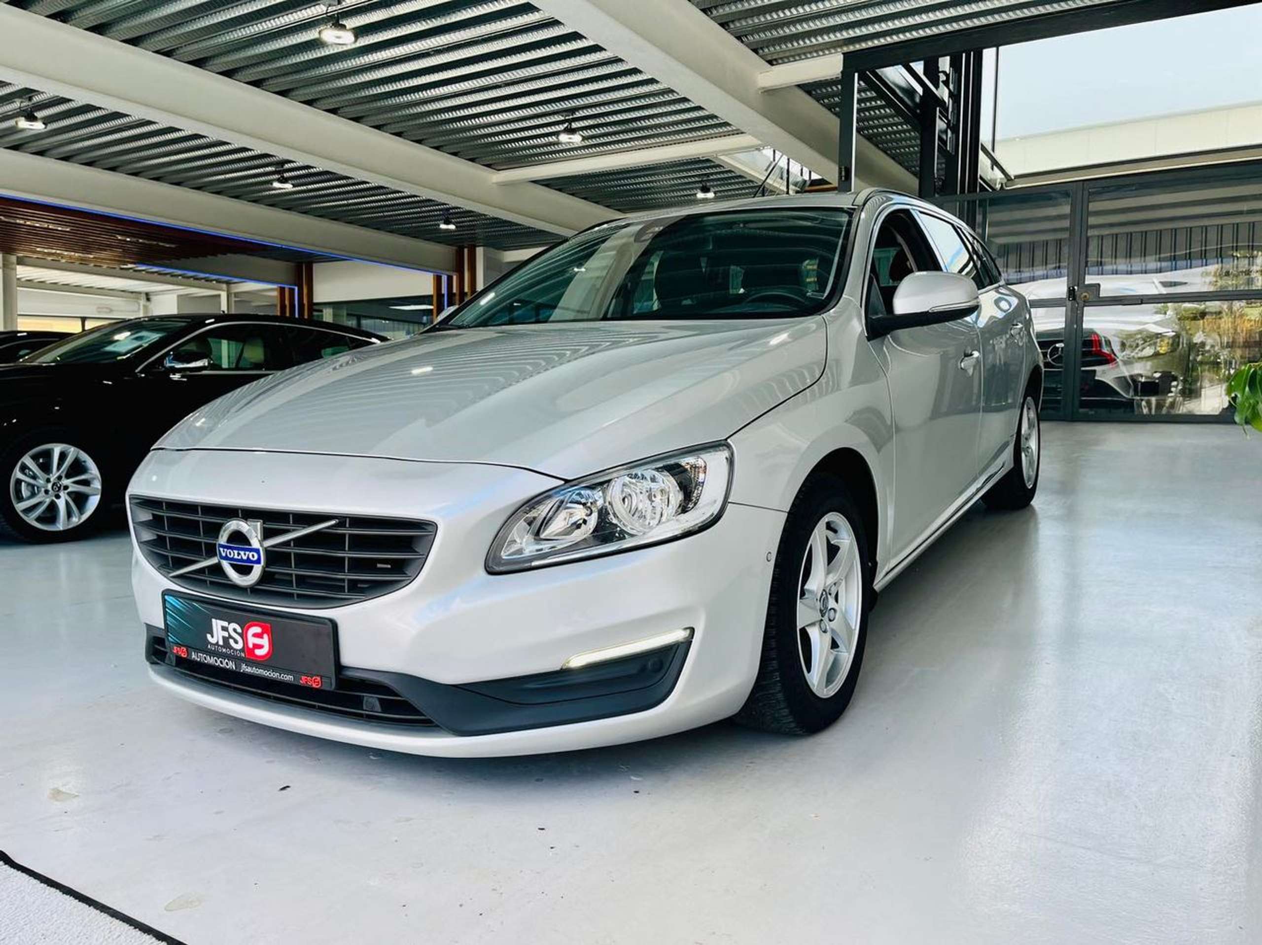 Volvo - V60