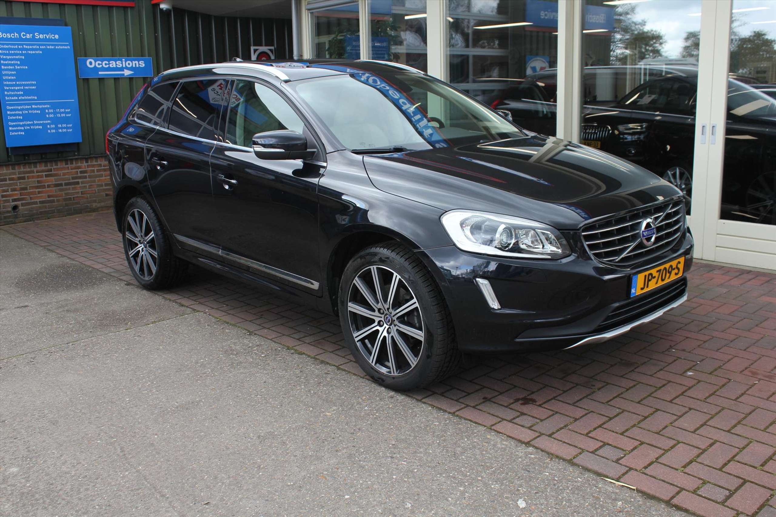 Volvo - XC60