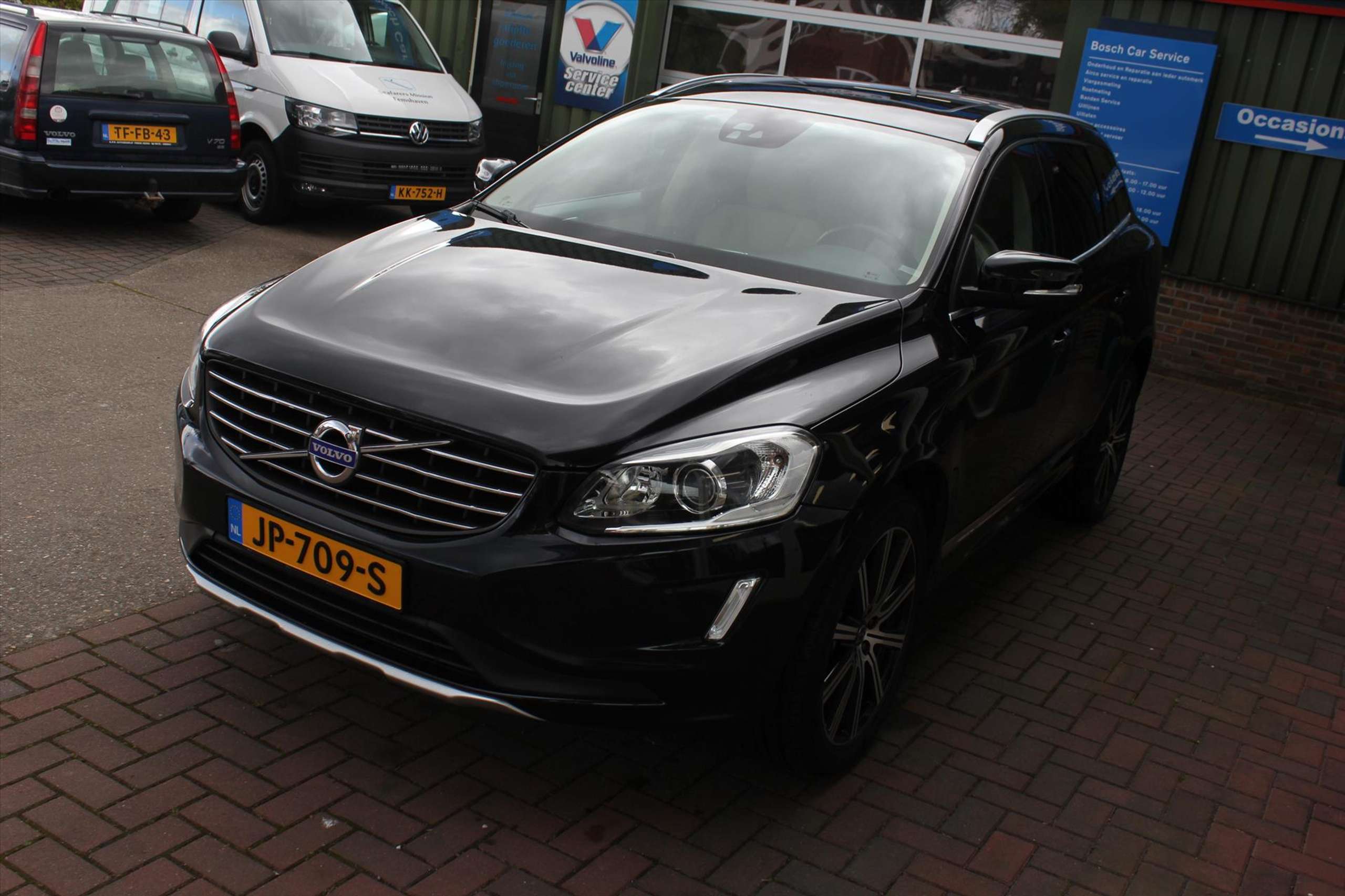 Volvo - XC60