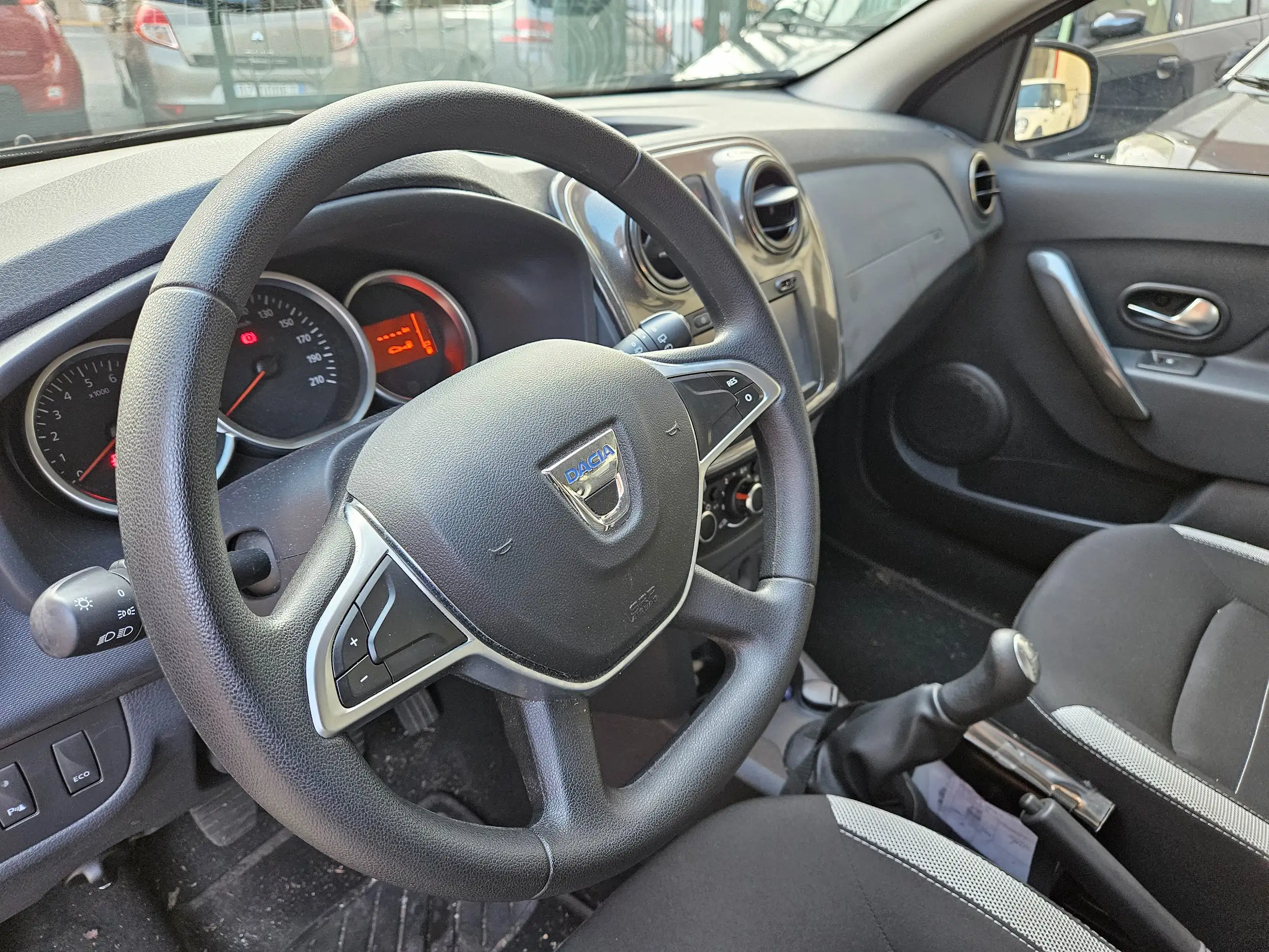 Dacia - Sandero