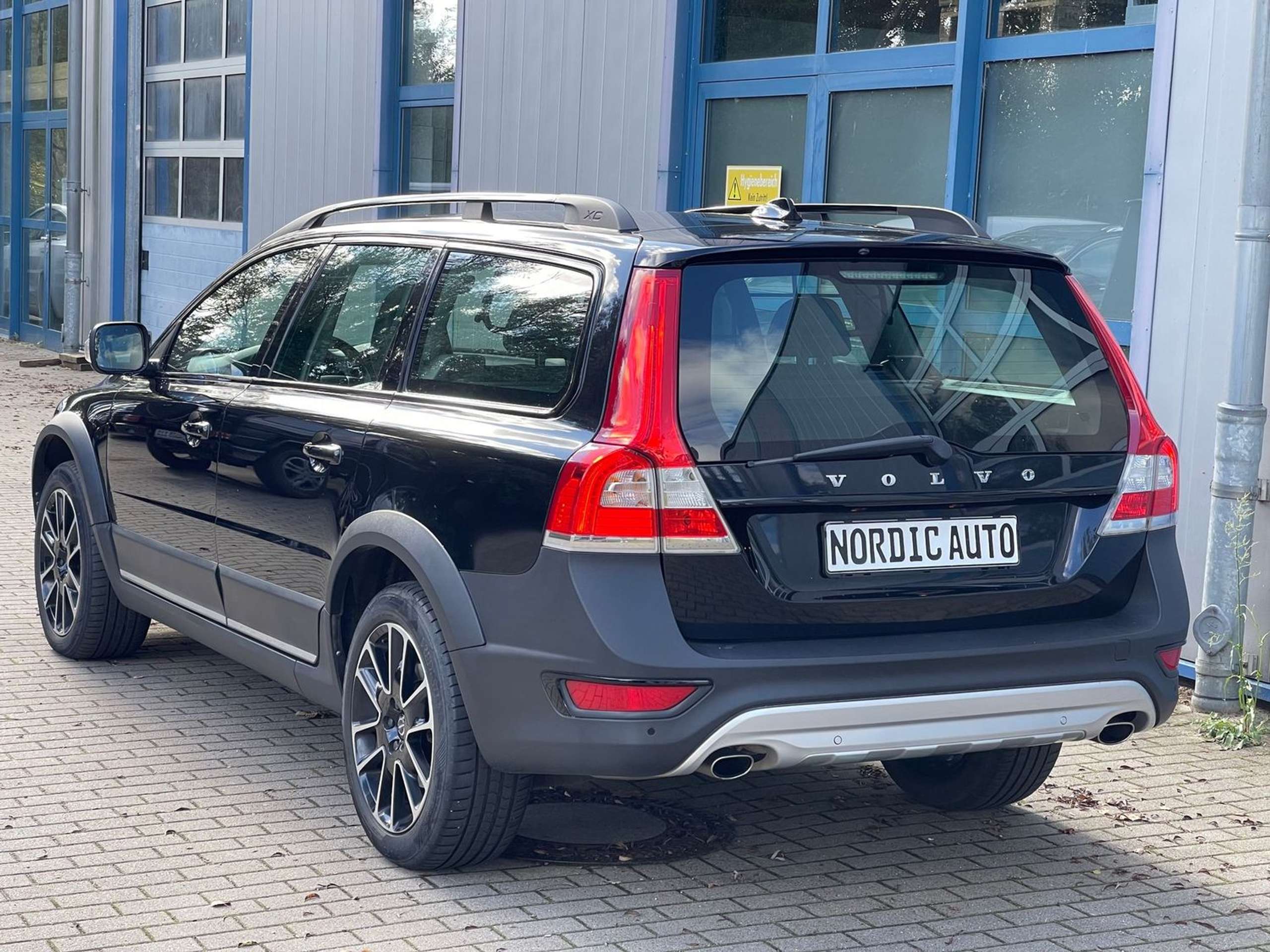 Volvo - XC70