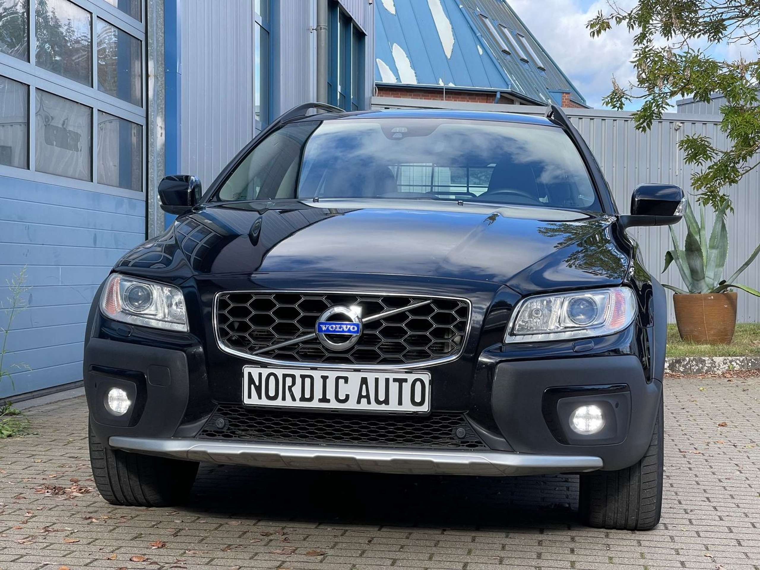 Volvo - XC70