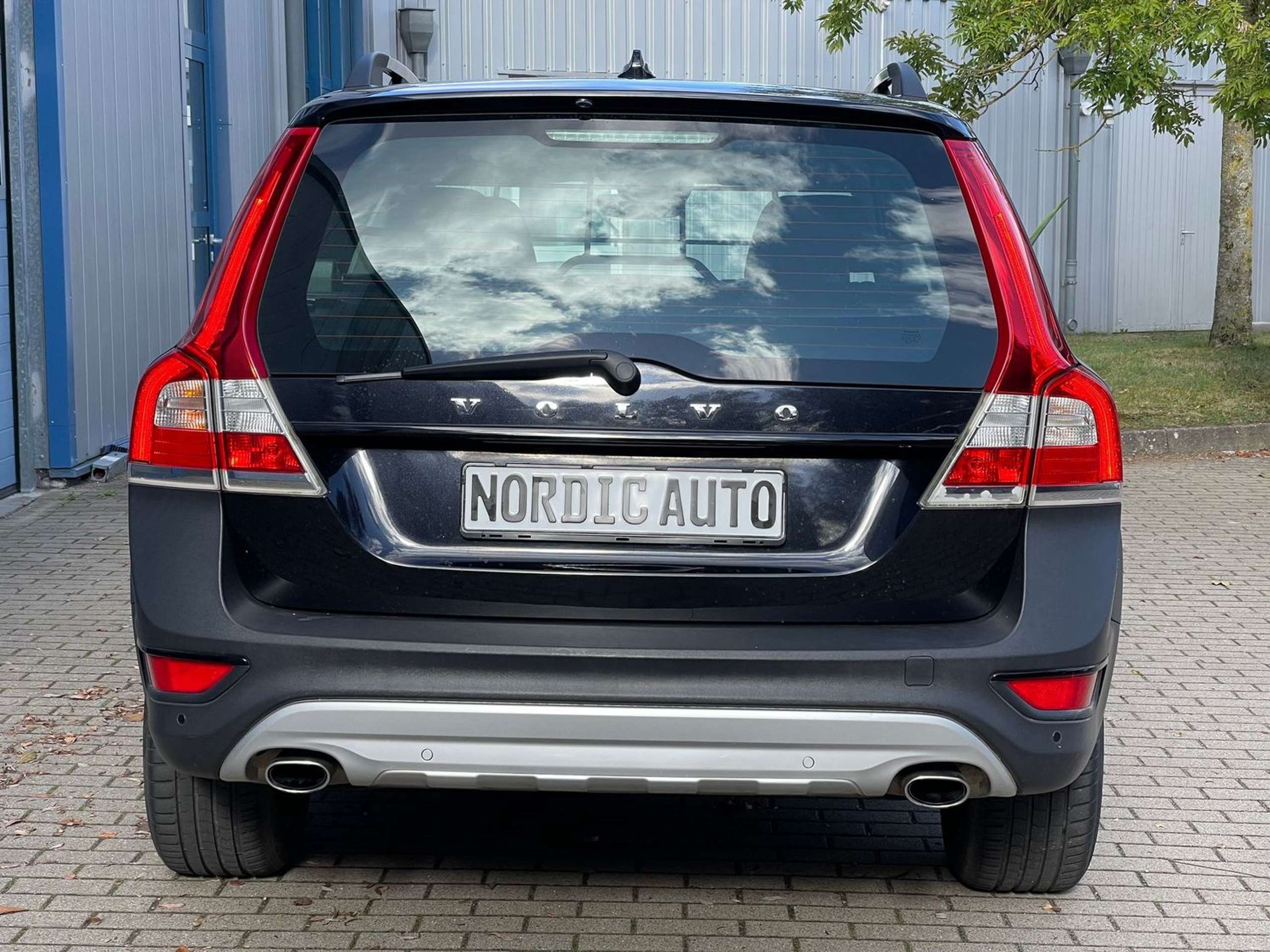 Volvo - XC70