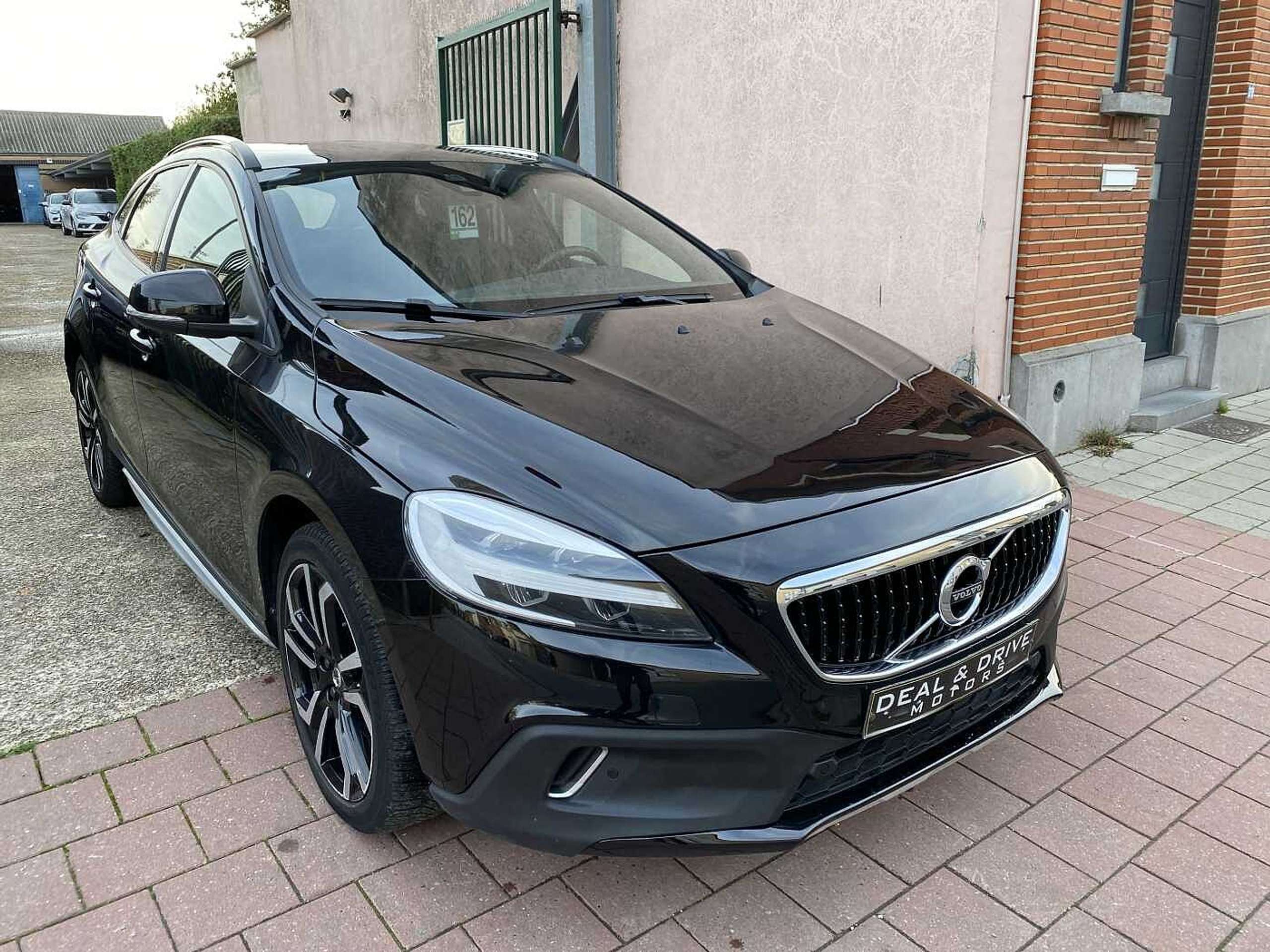 Volvo - V40 Cross Country