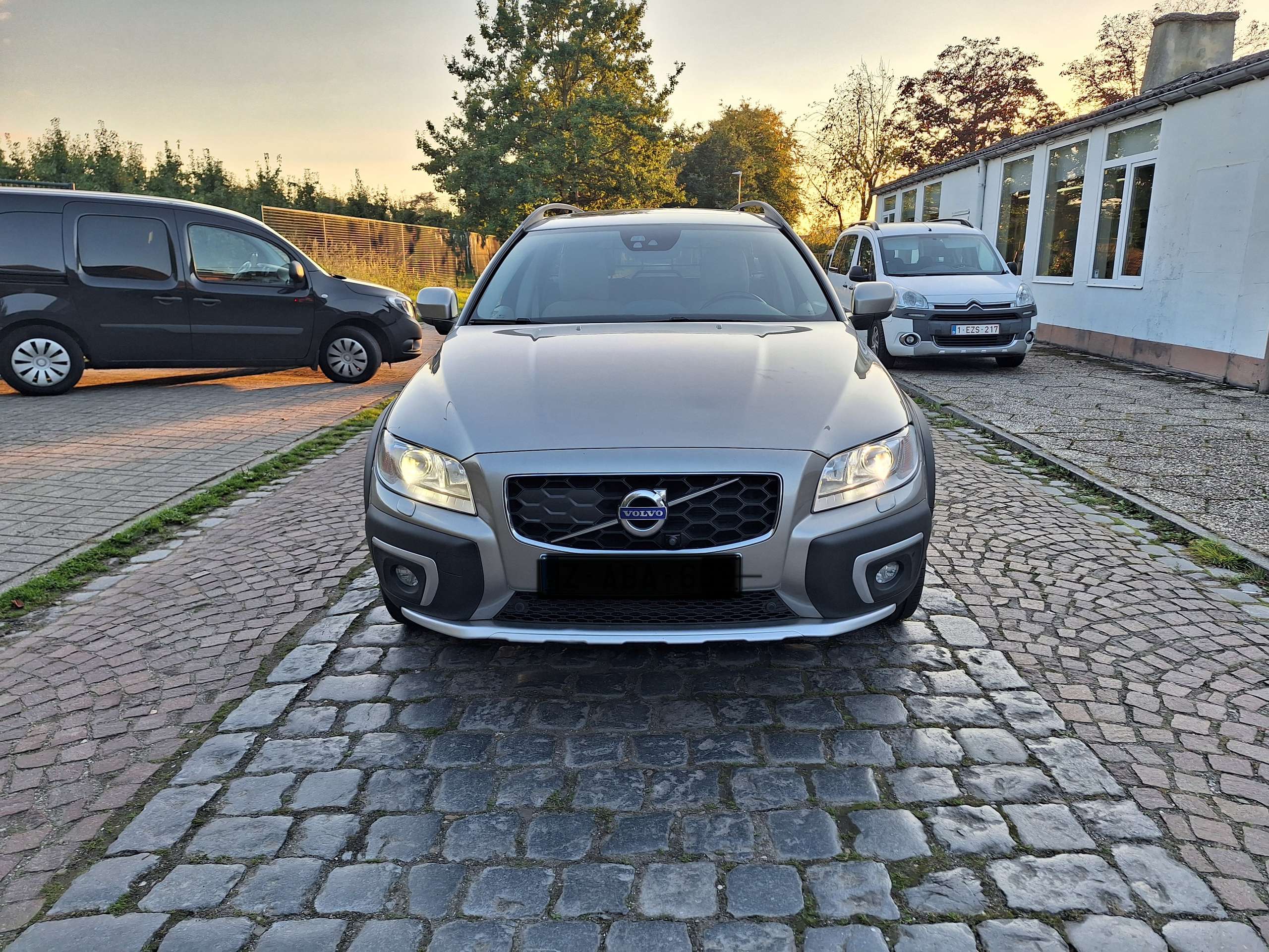 Volvo - XC70