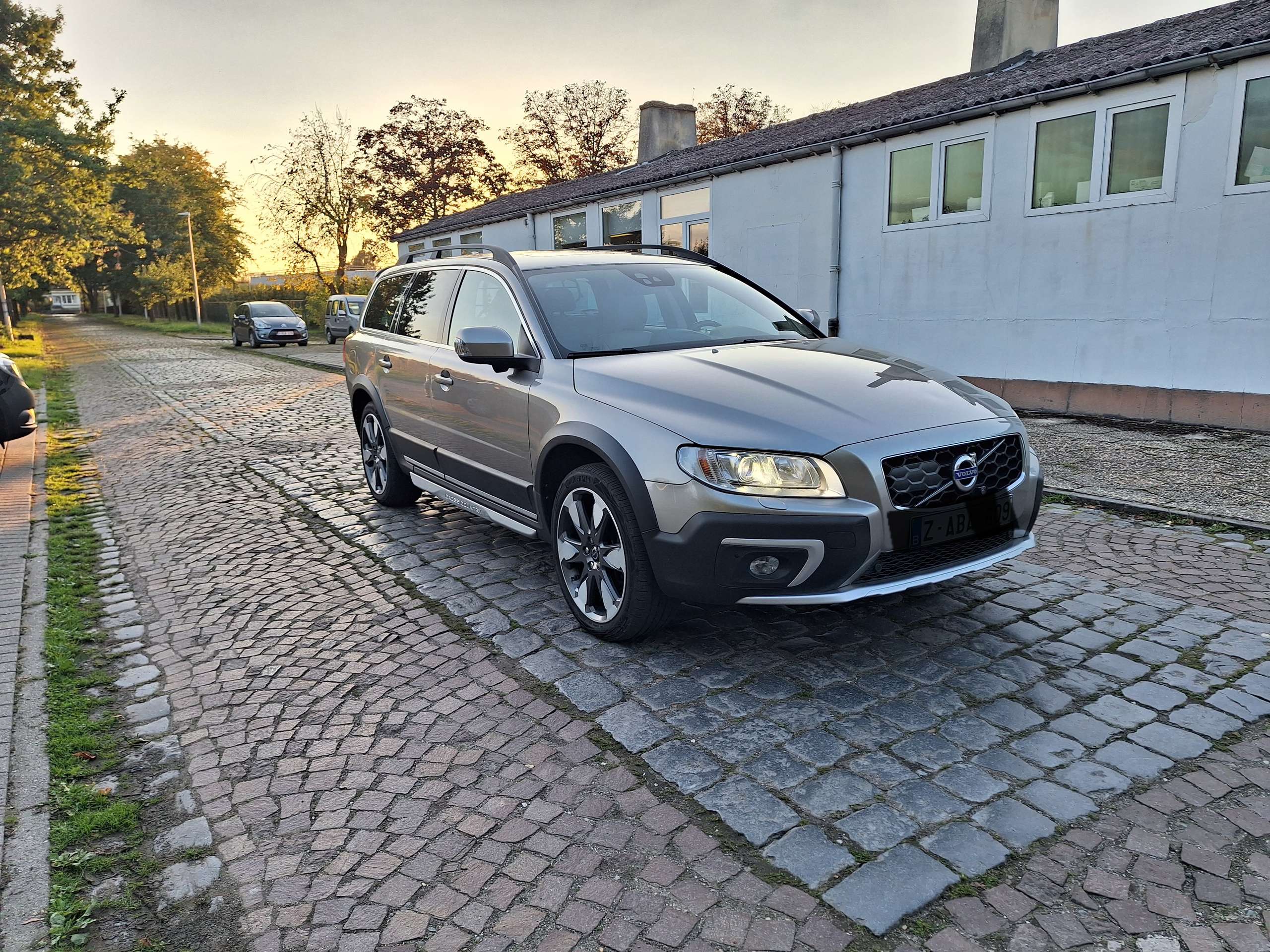 Volvo - XC70