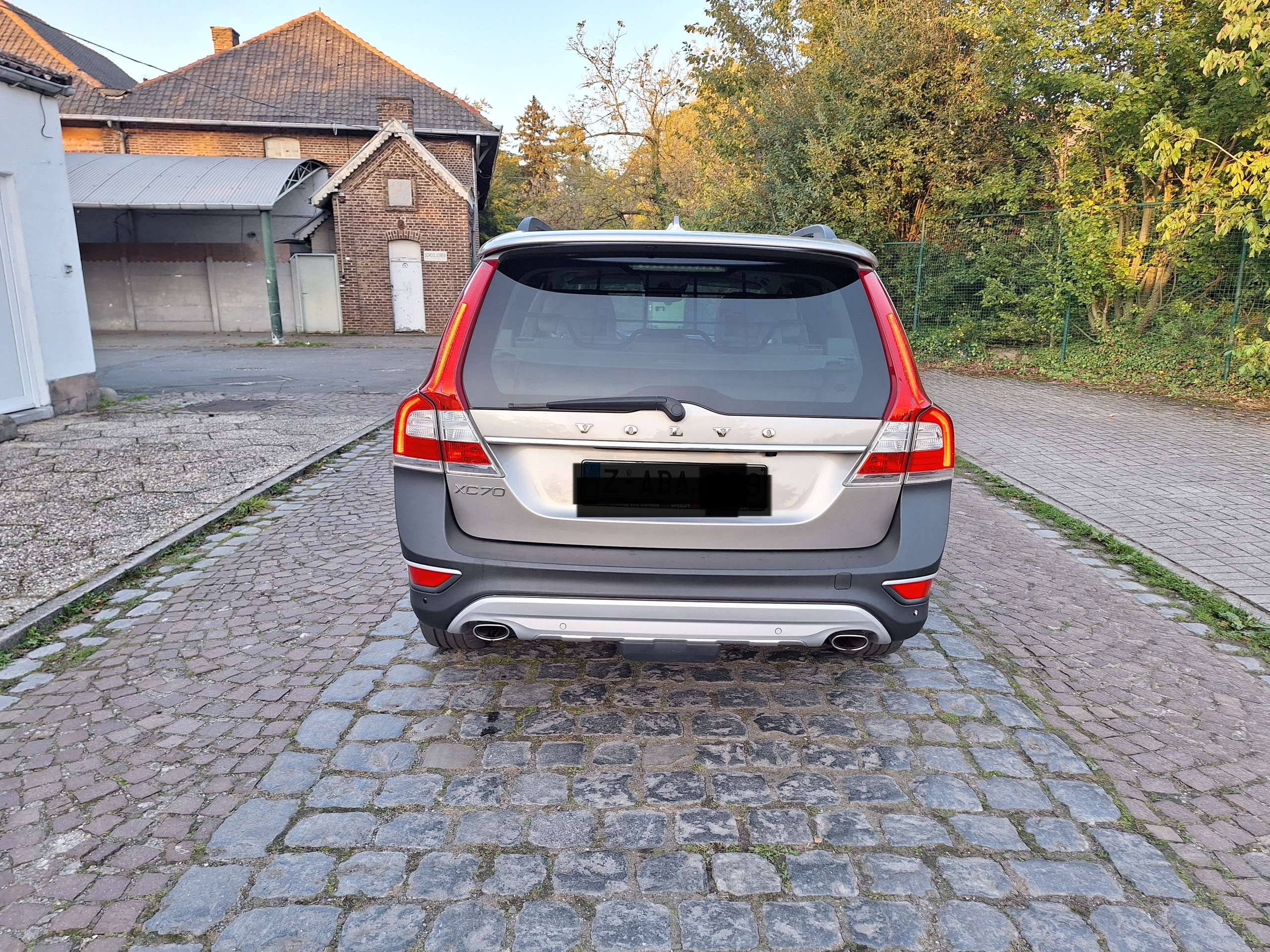 Volvo - XC70