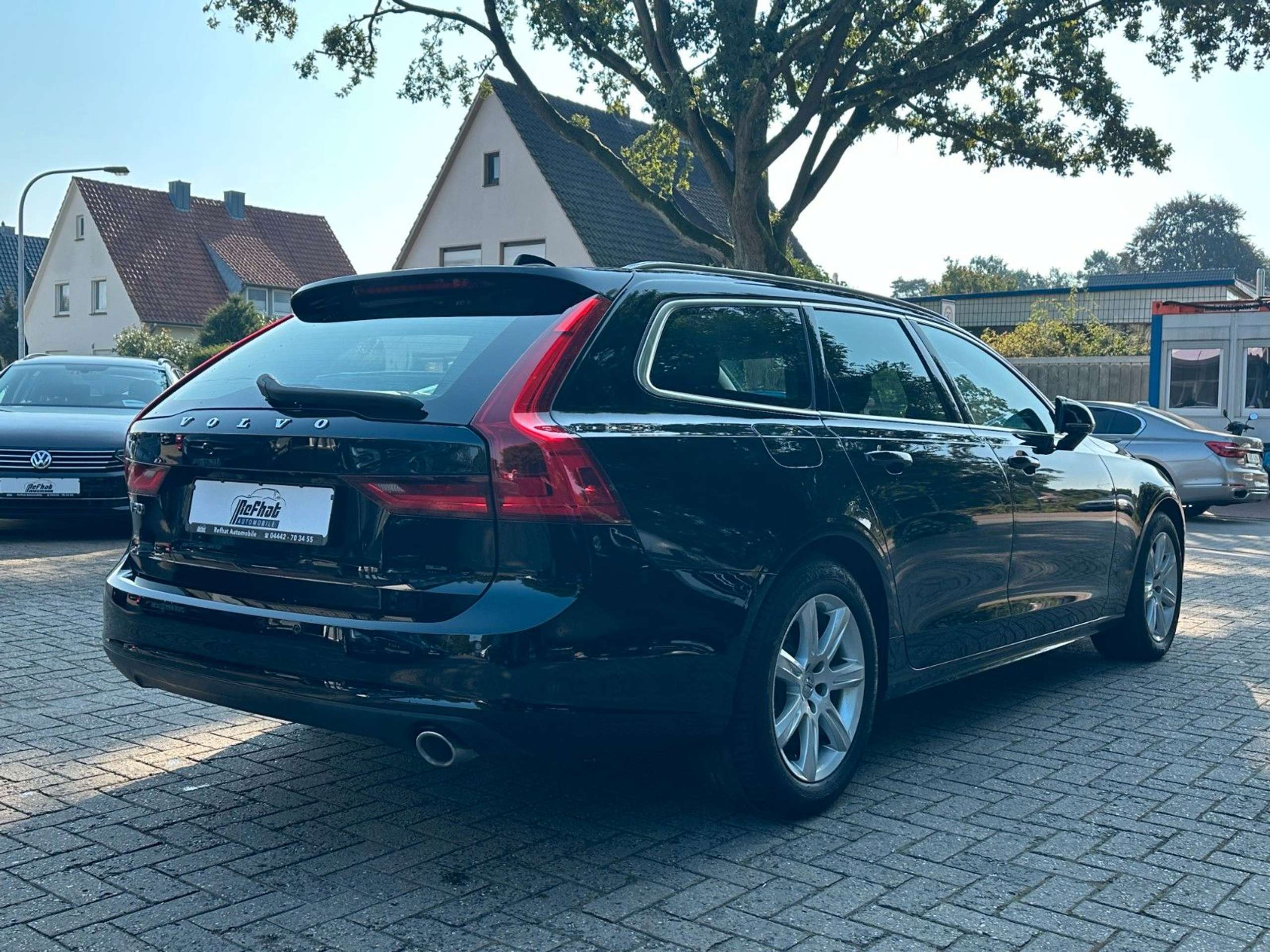 Volvo - V90