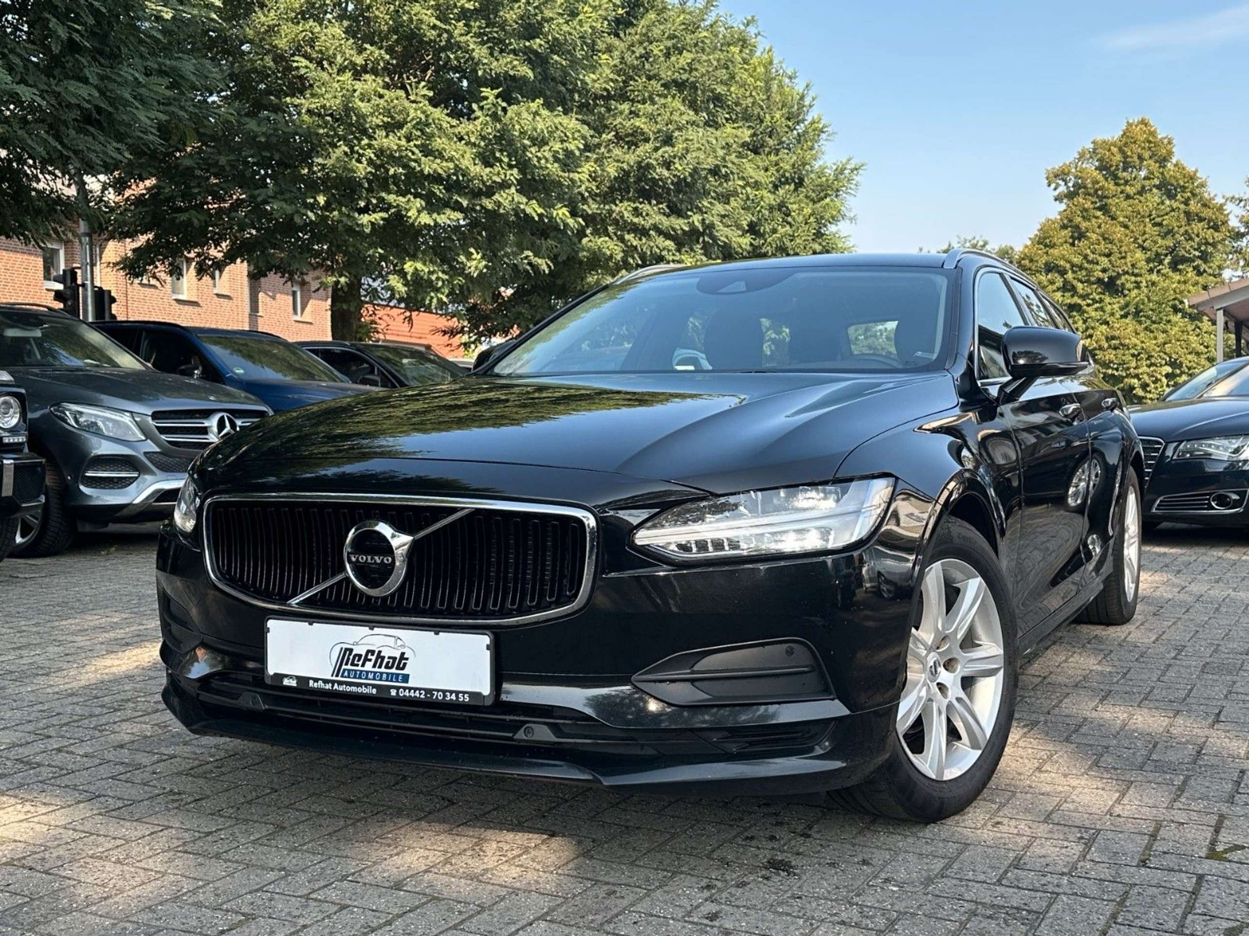 Volvo - V90