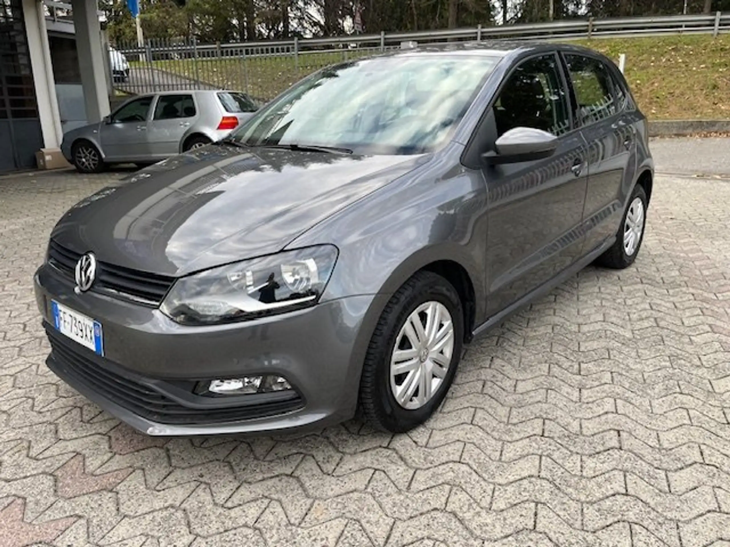 Volkswagen - Polo