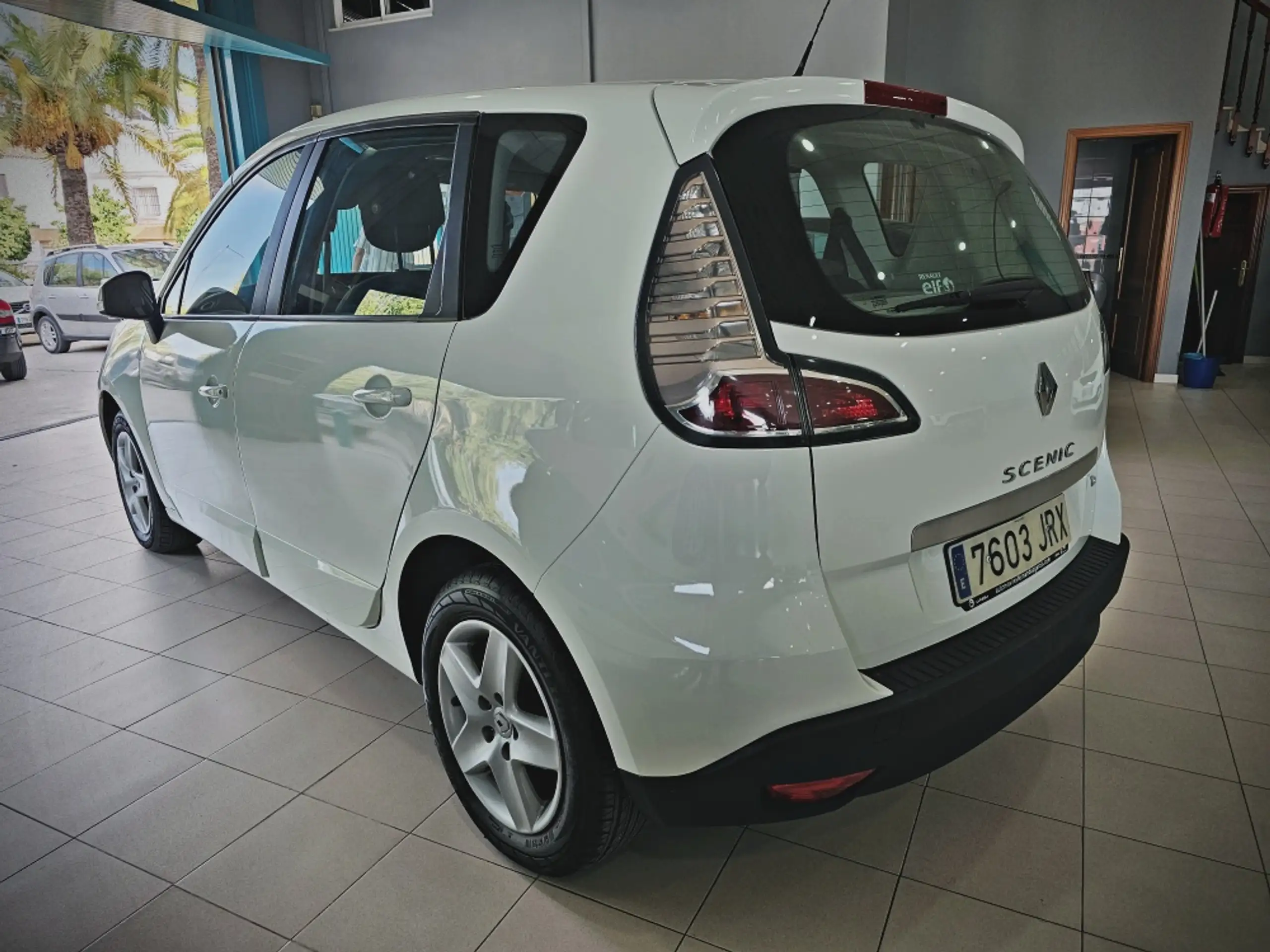 Renault - Grand Scenic