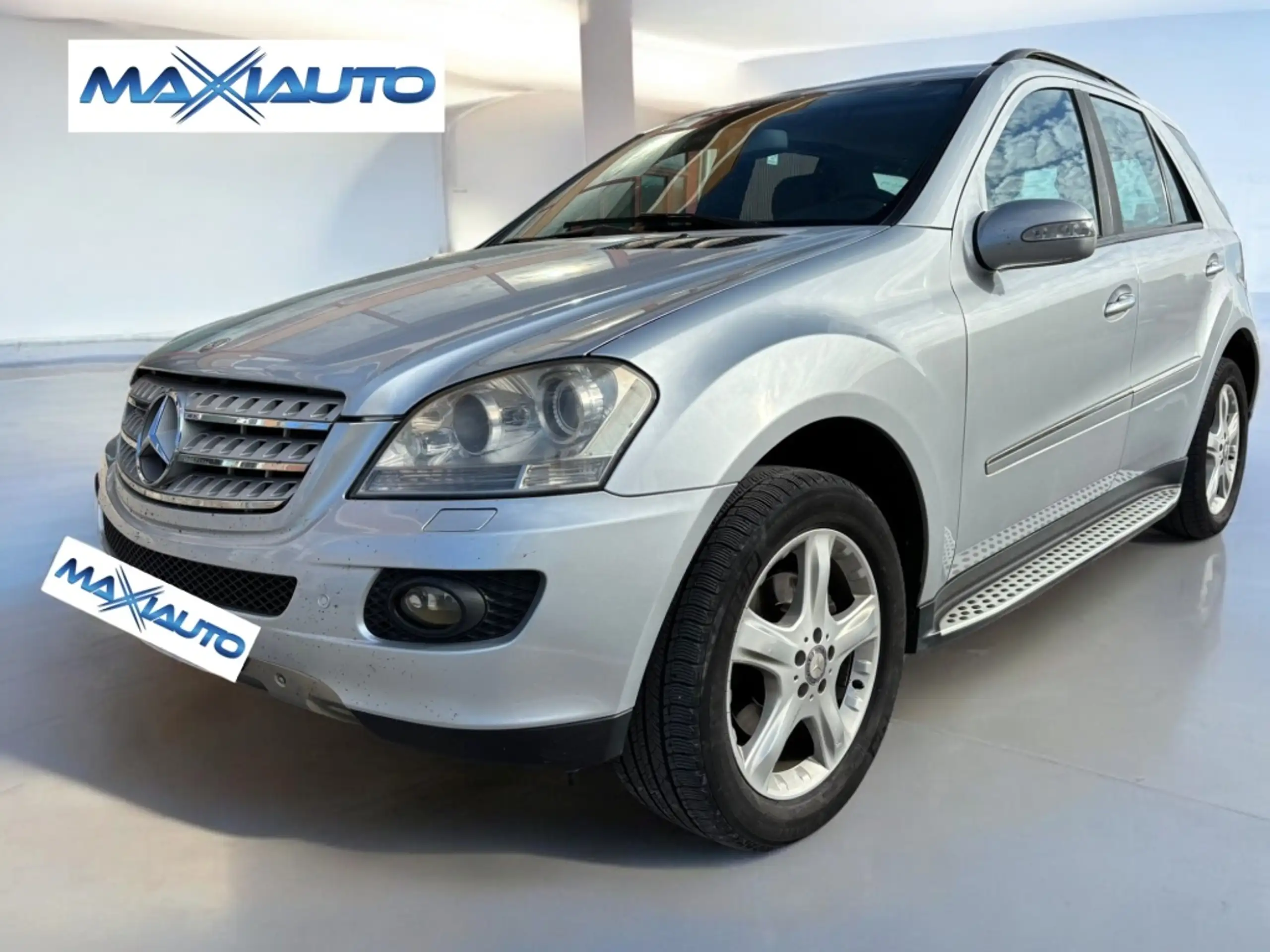 Mercedes-Benz - ML 320