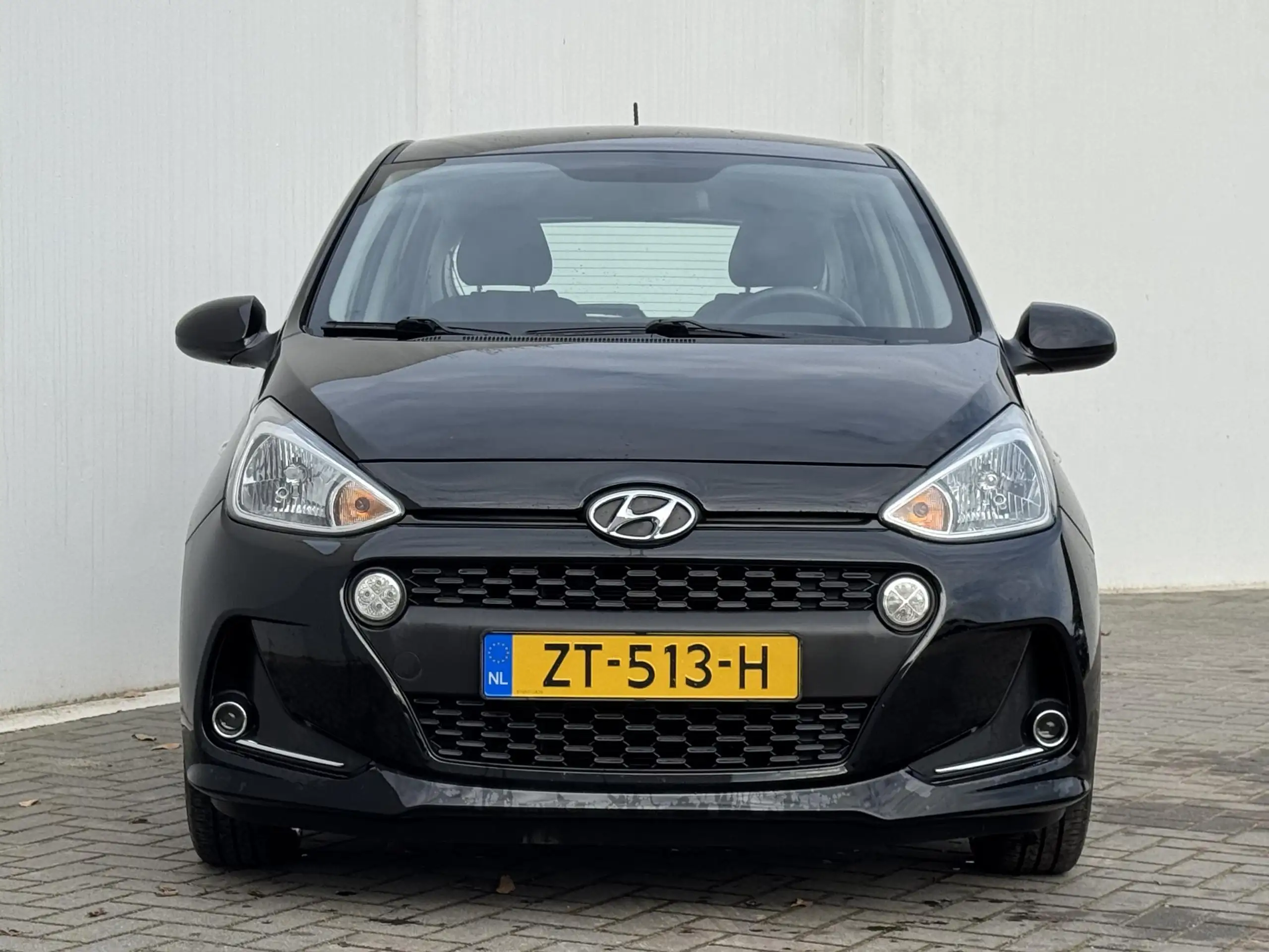 Hyundai - i10