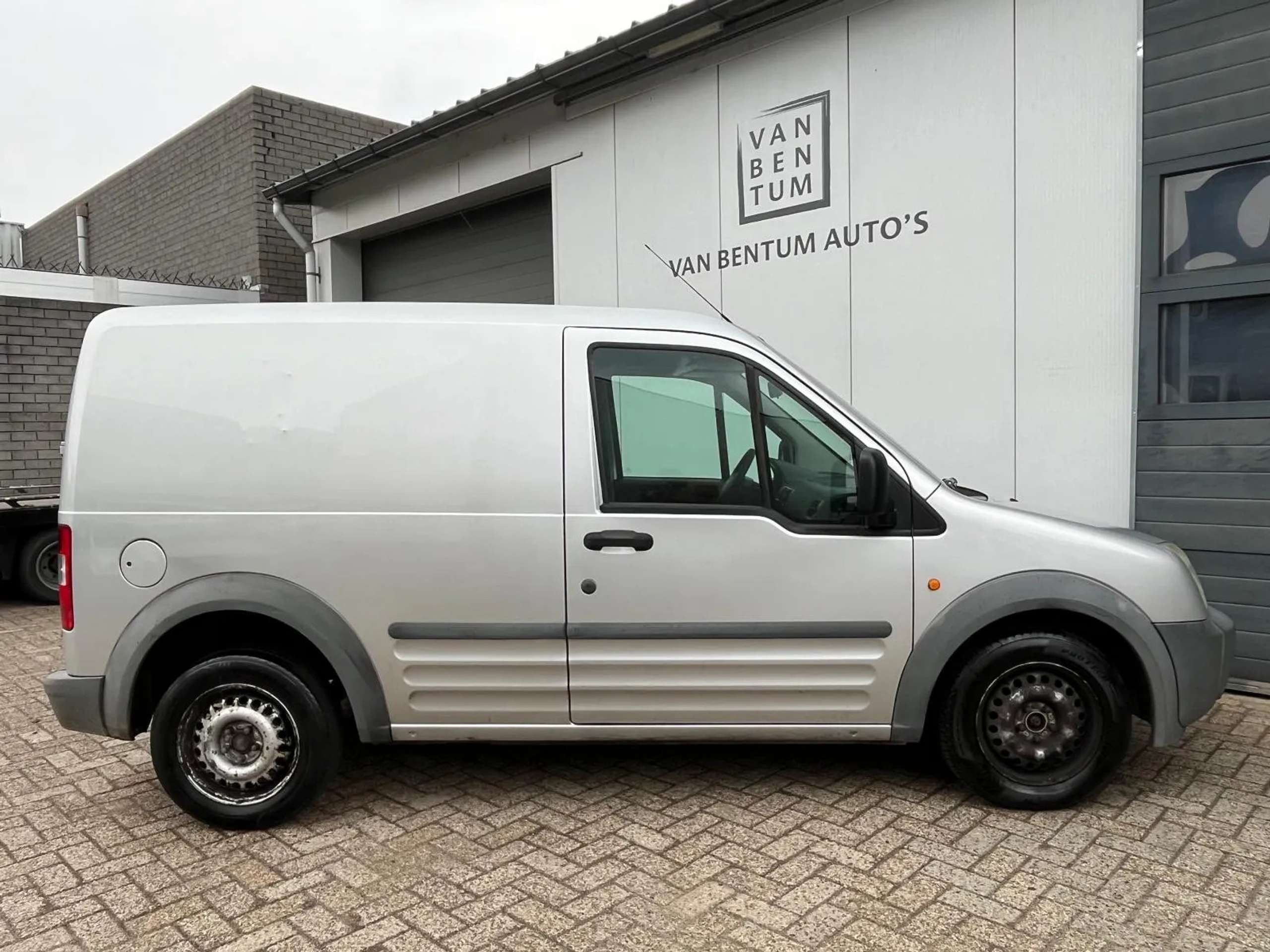 Ford - Transit Connect