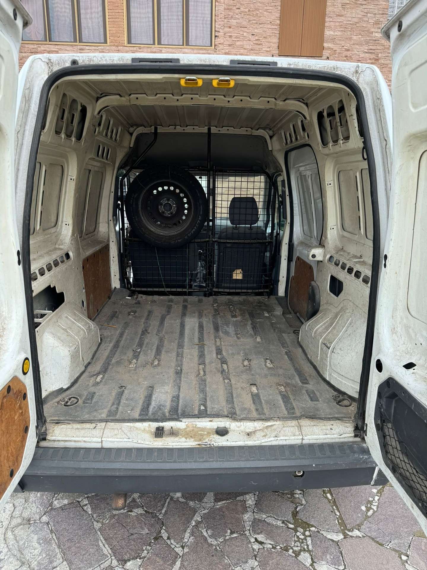 Ford - Transit Connect