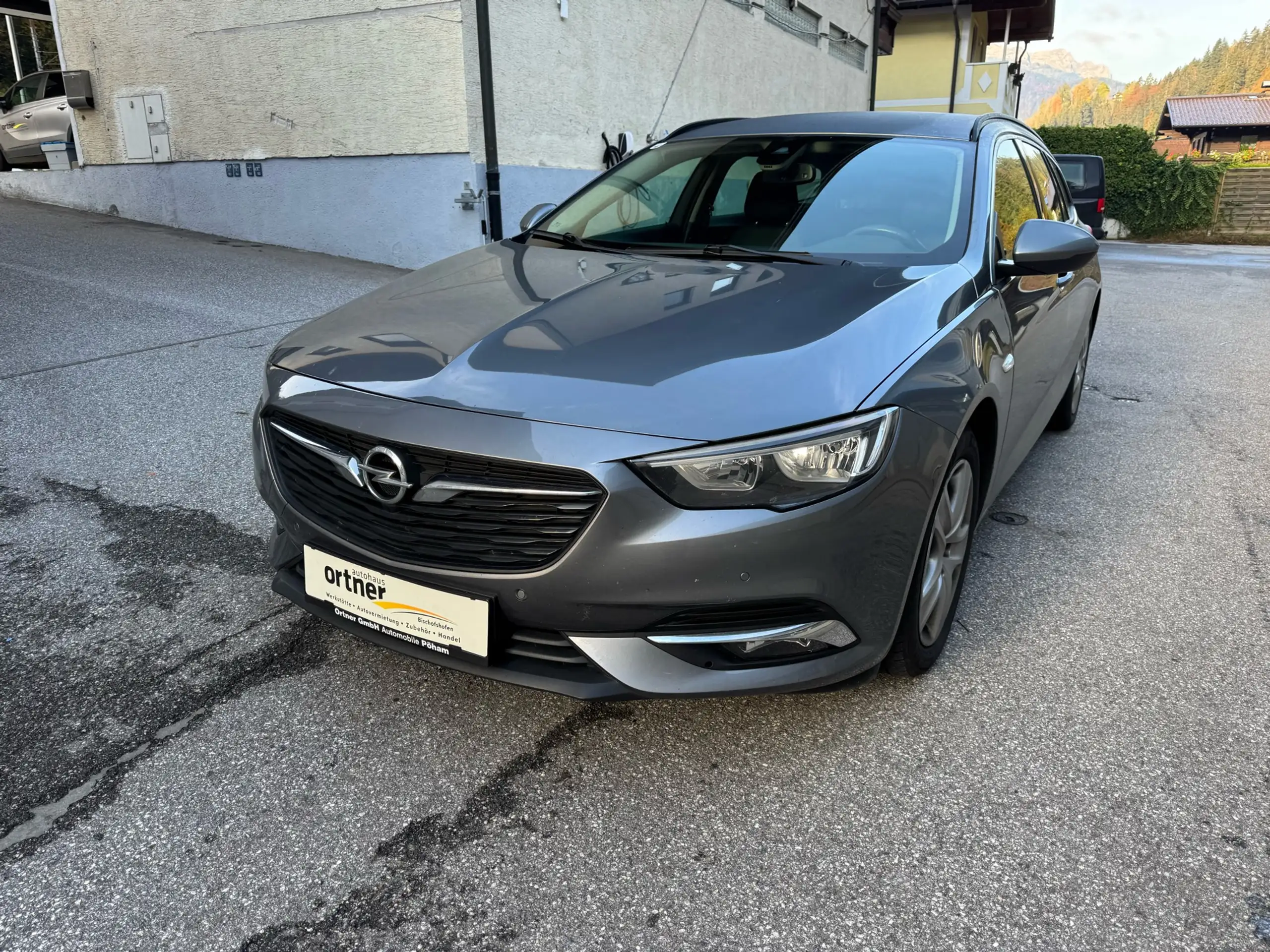 Opel - Insignia