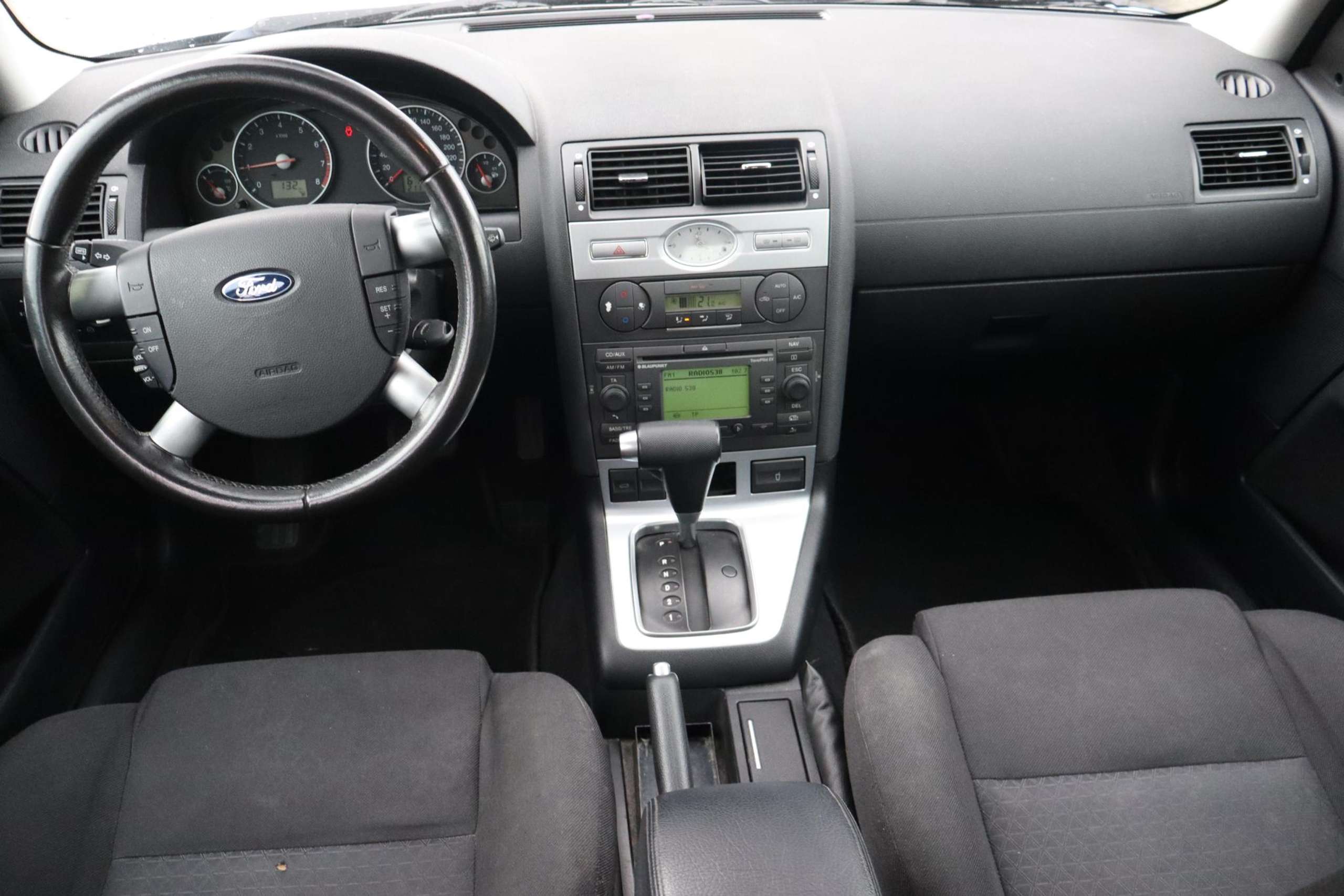 Ford - Mondeo