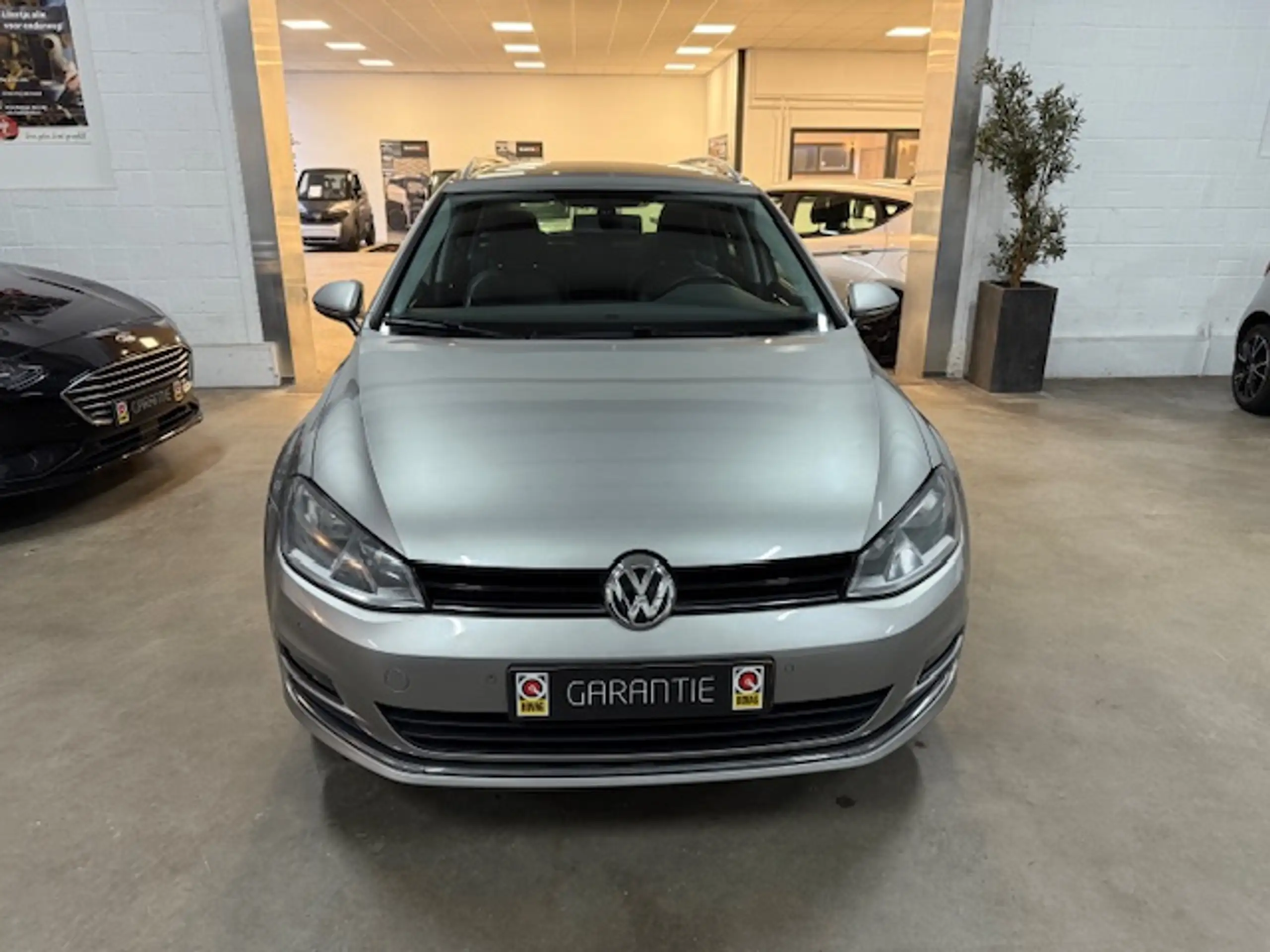 Volkswagen - Golf Variant