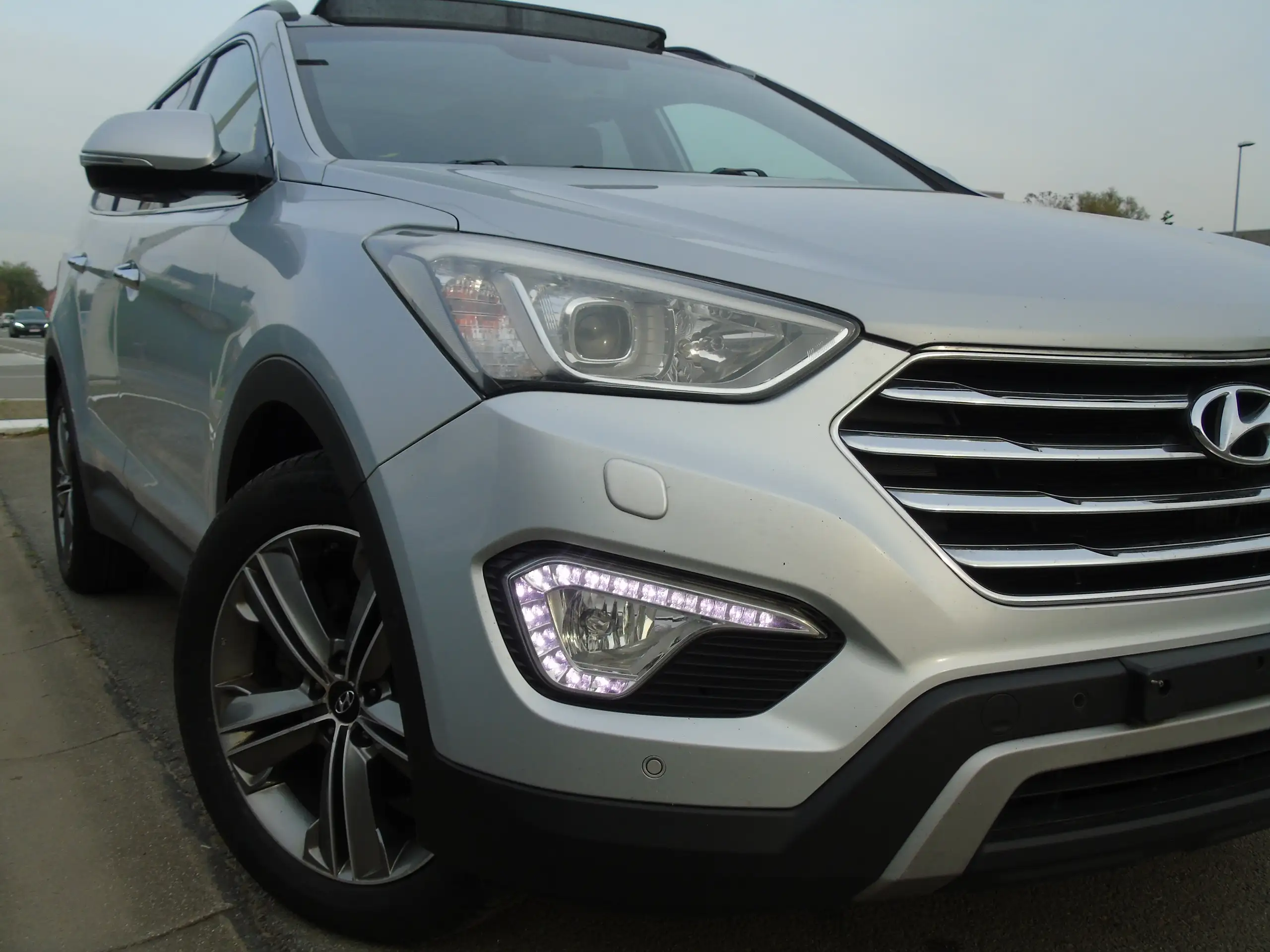 Hyundai - Grand Santa Fe