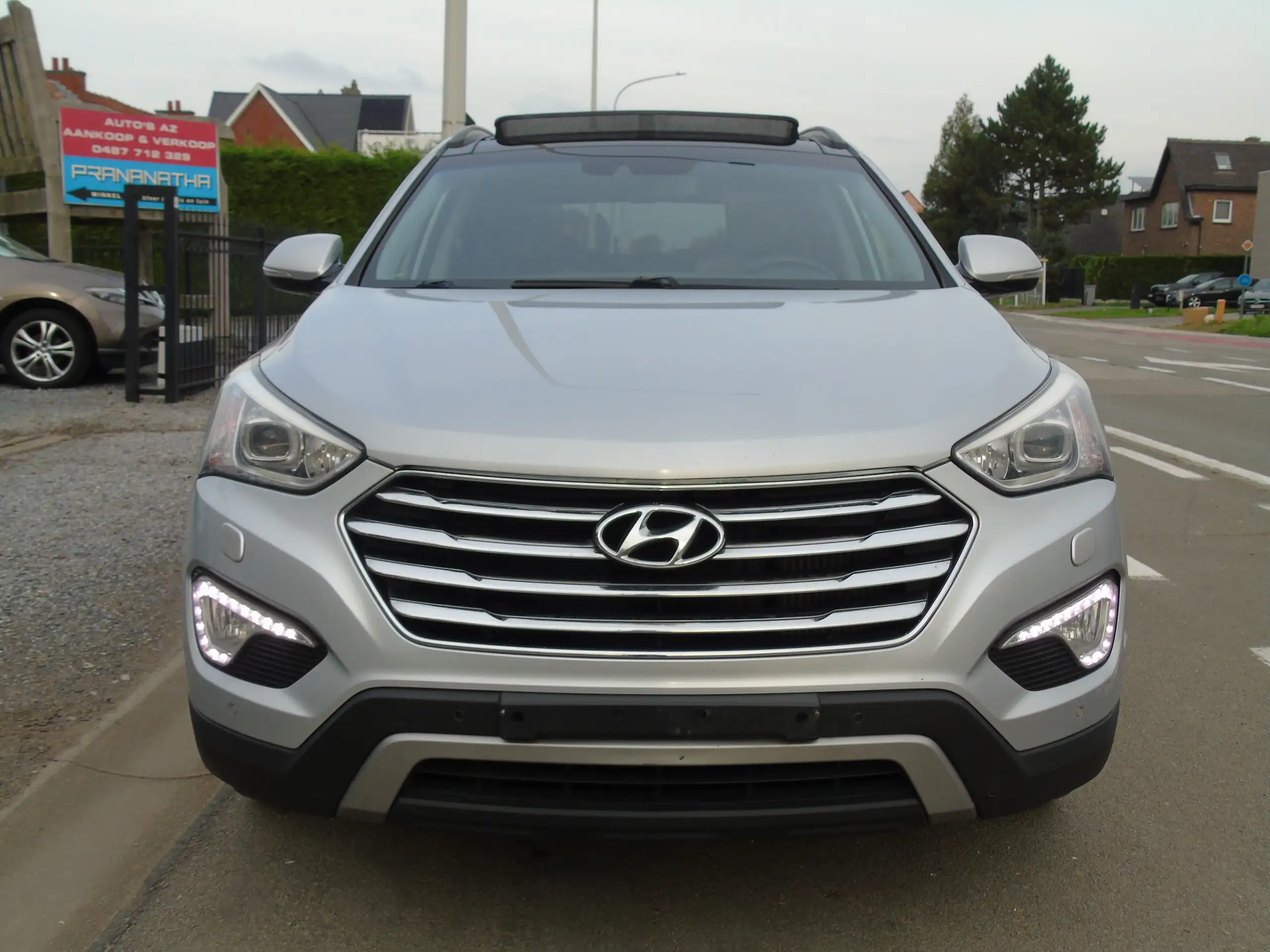 Hyundai - Grand Santa Fe