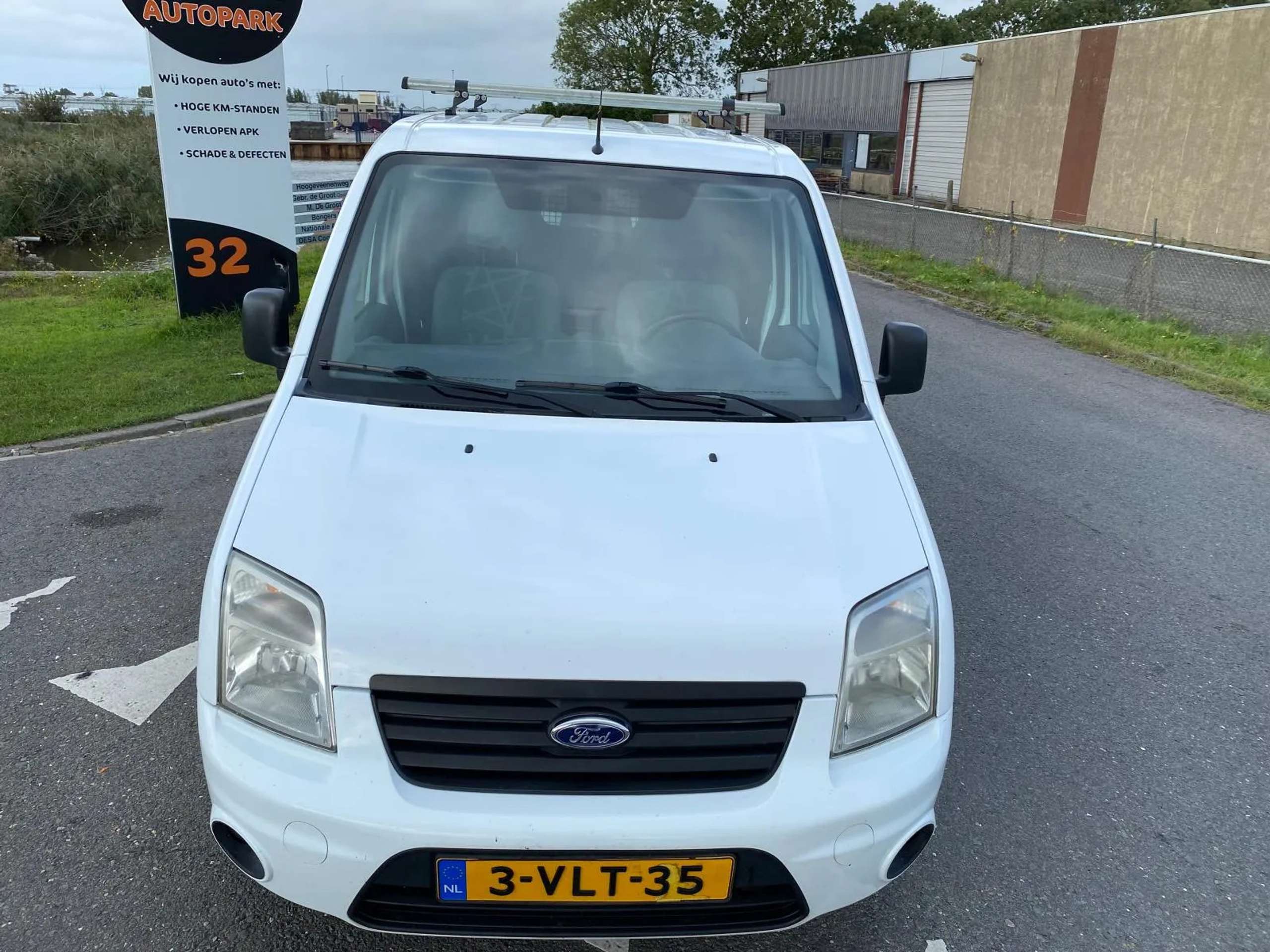 Ford - Transit Connect