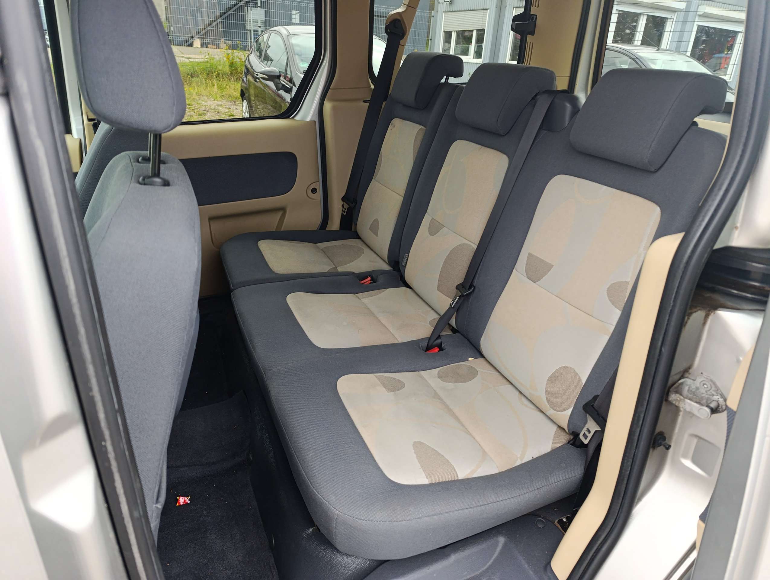 Ford - Tourneo Connect