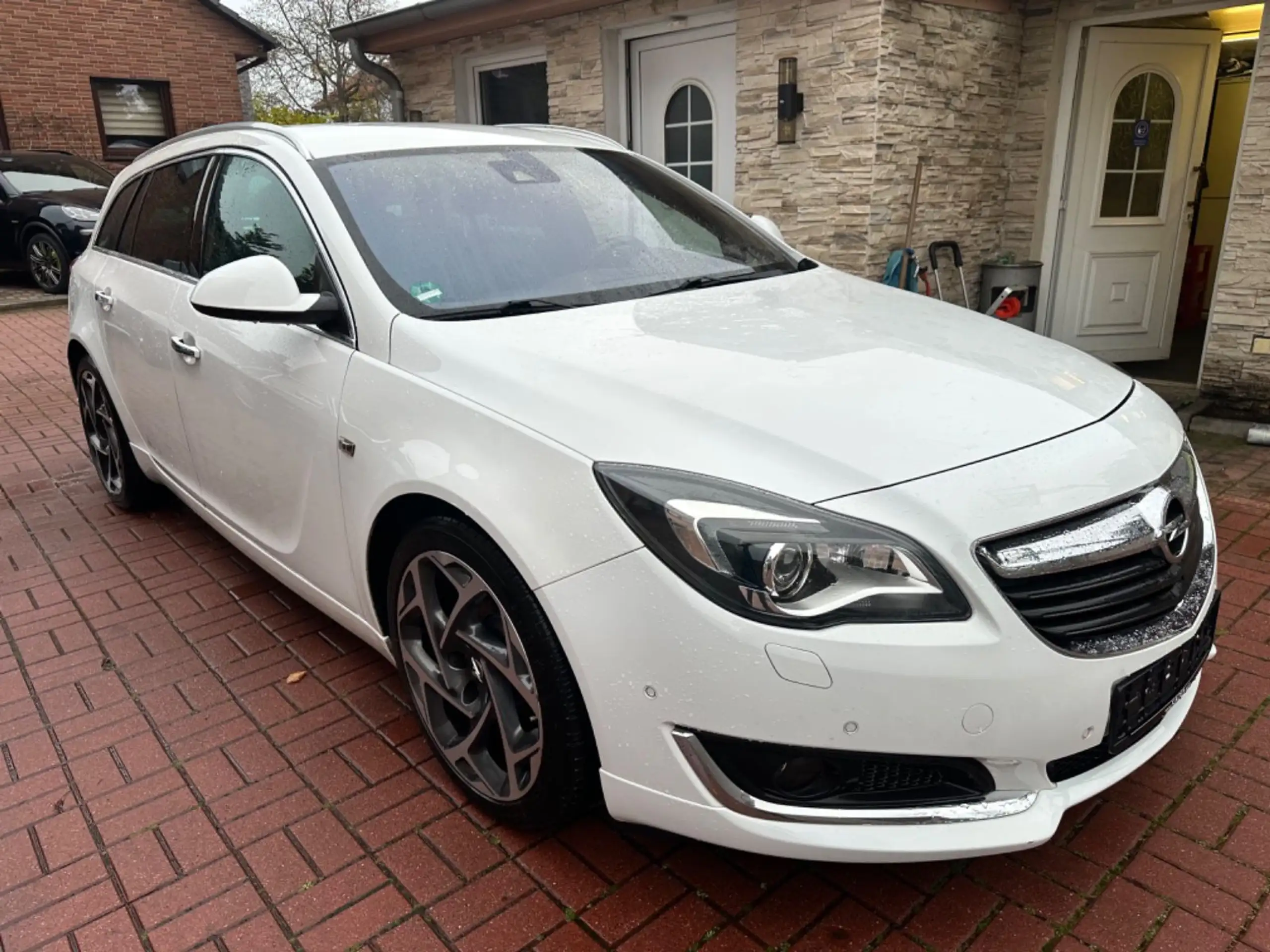 Opel - Insignia