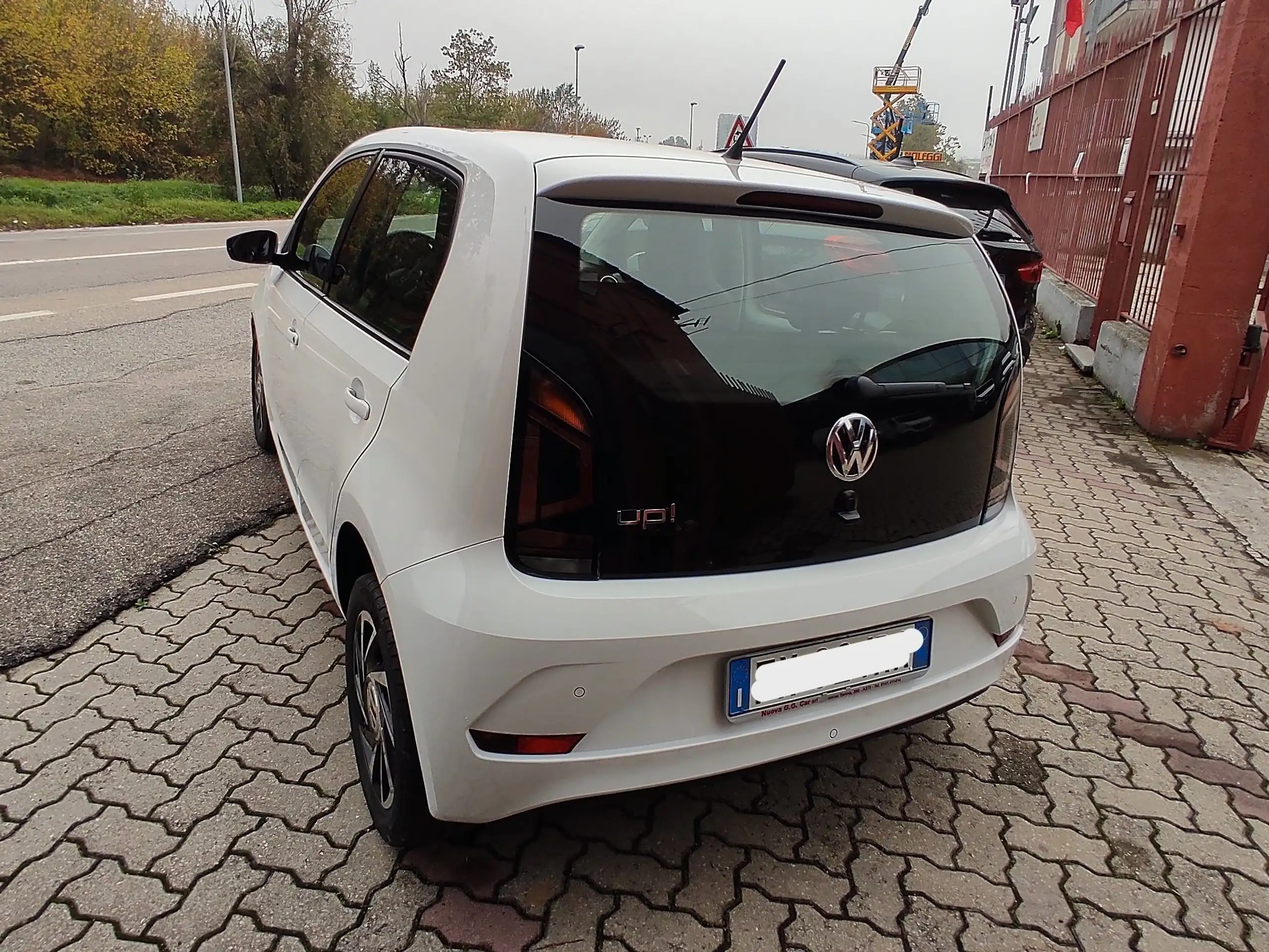 Volkswagen - up!