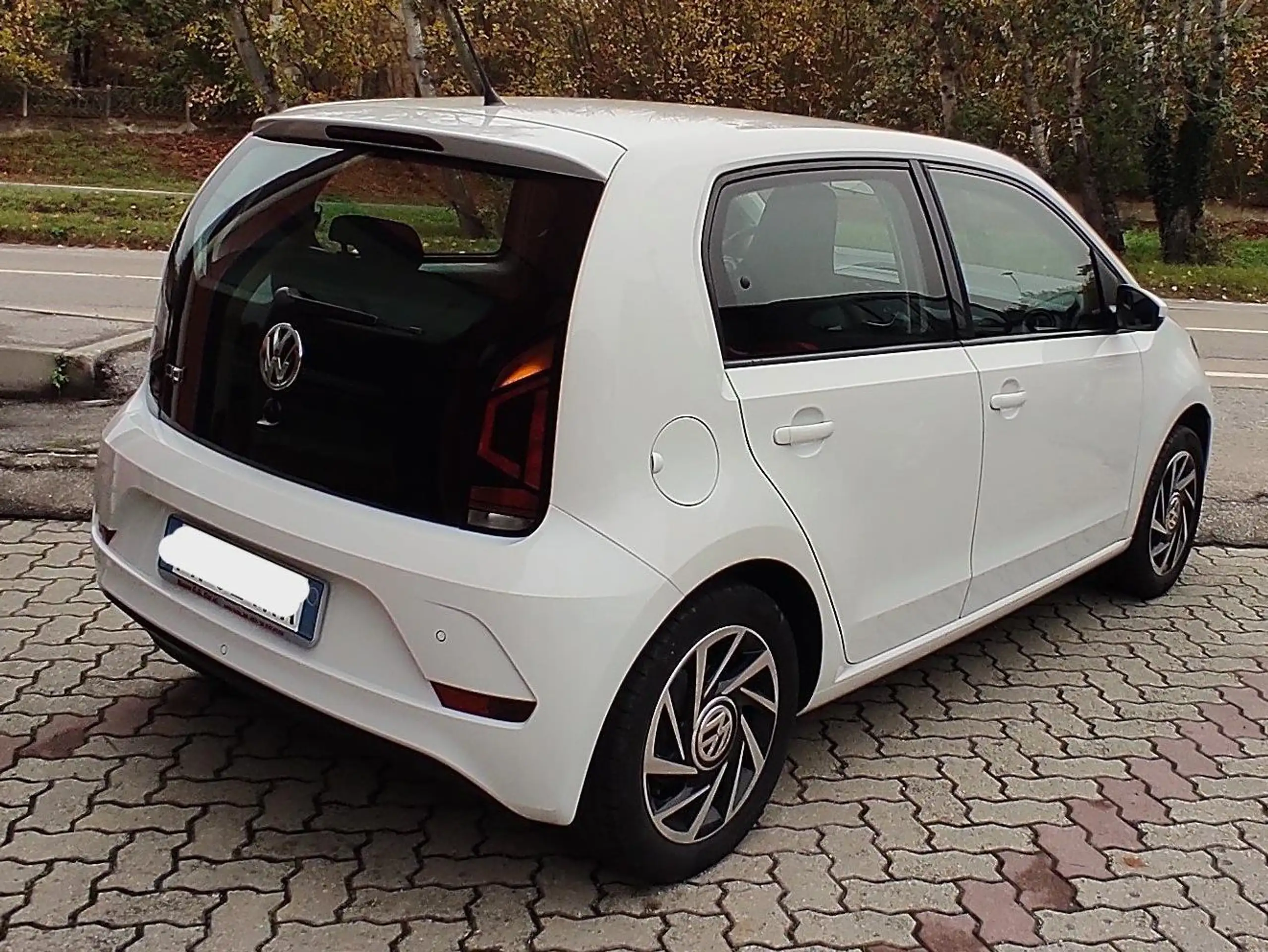 Volkswagen - up!