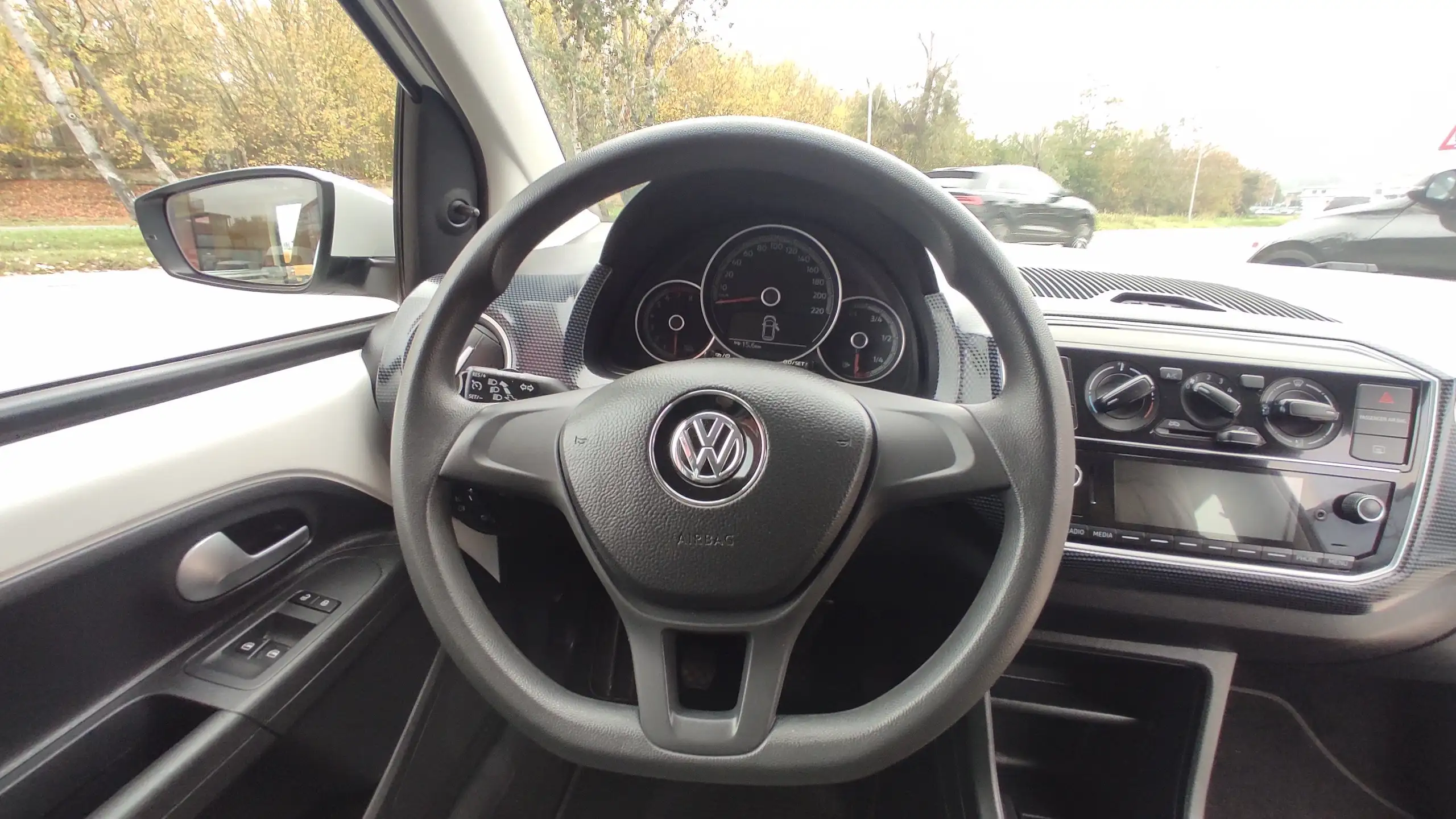 Volkswagen - up!