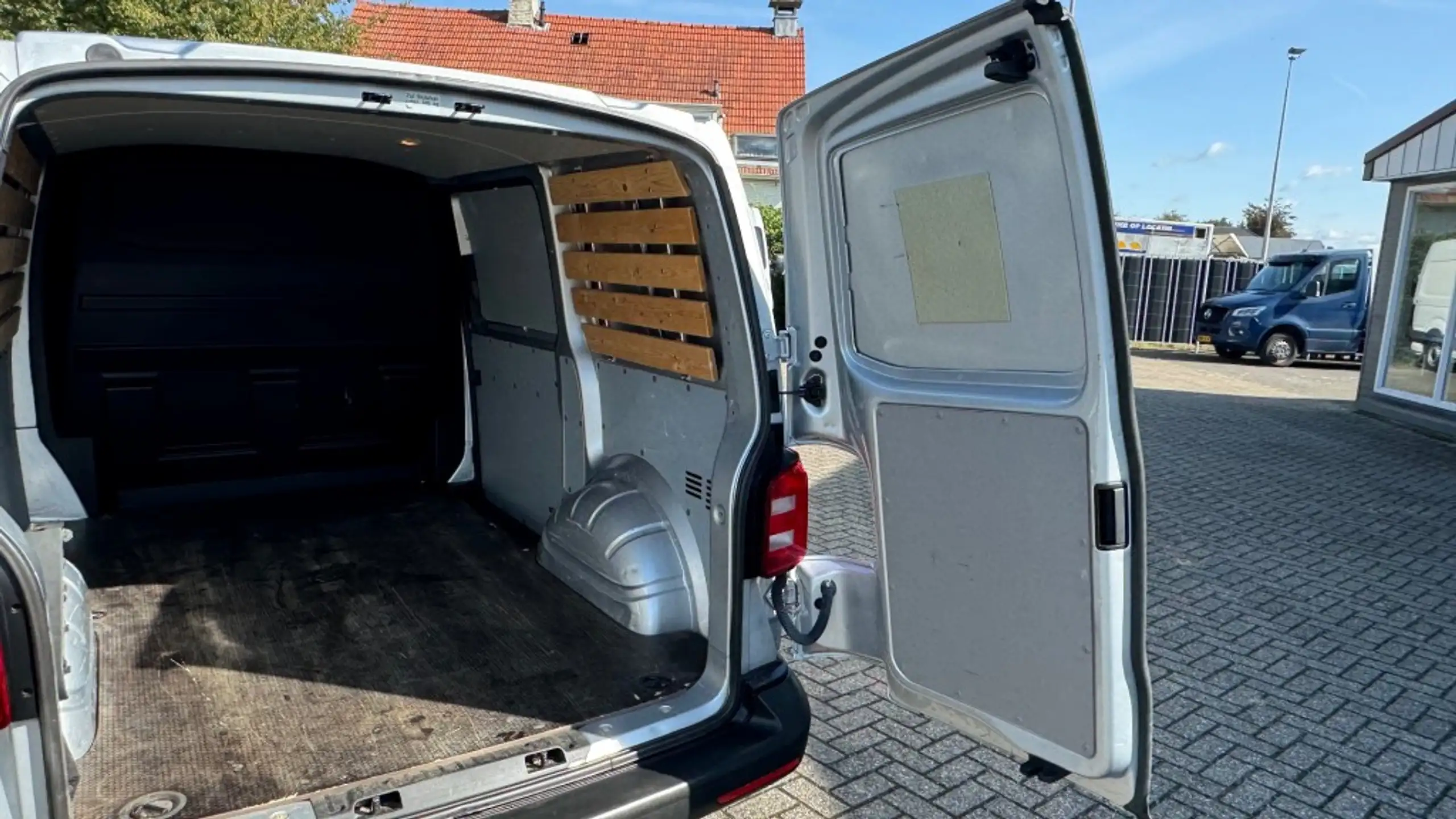 Volkswagen - Transporter