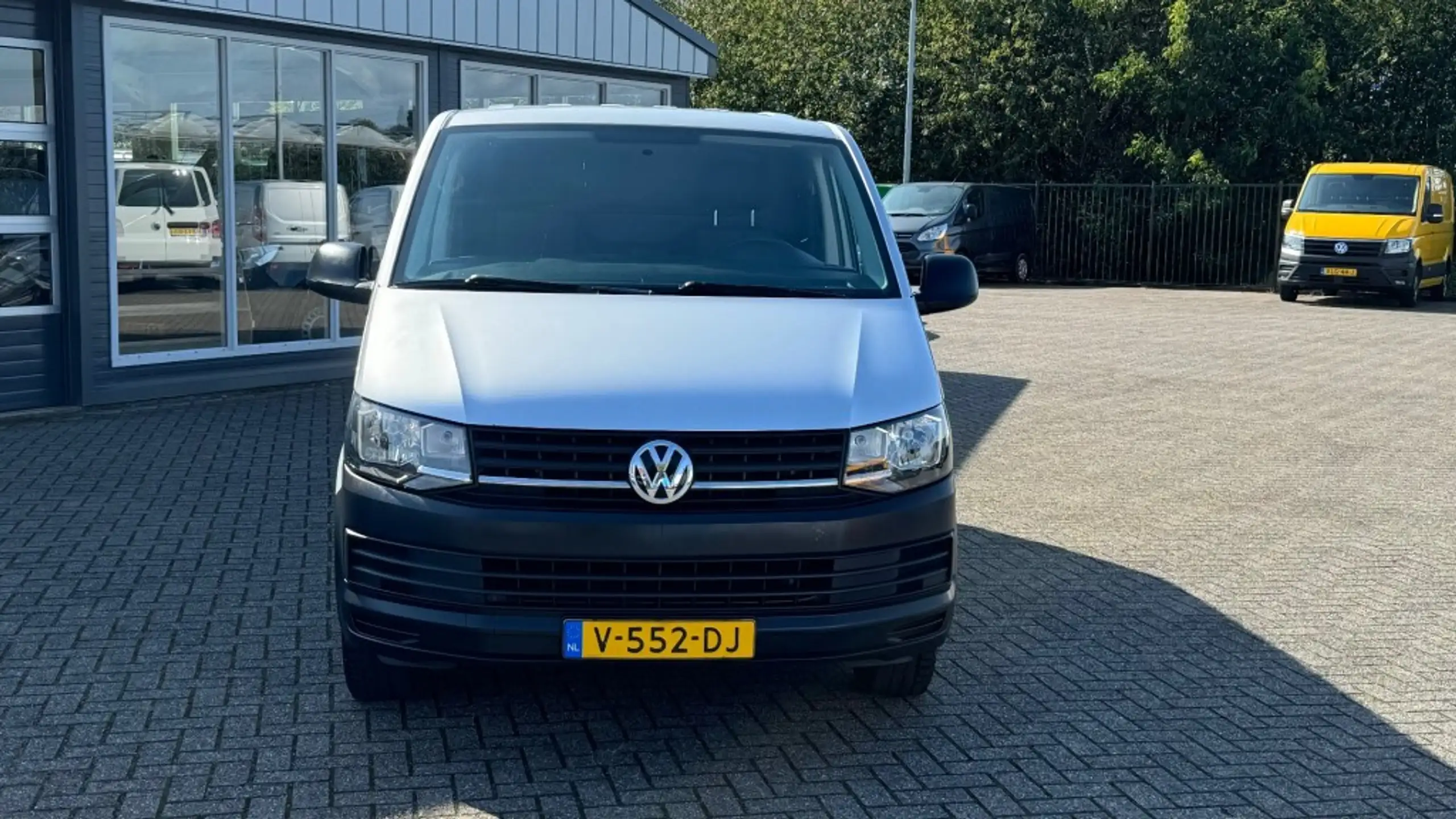 Volkswagen - Transporter