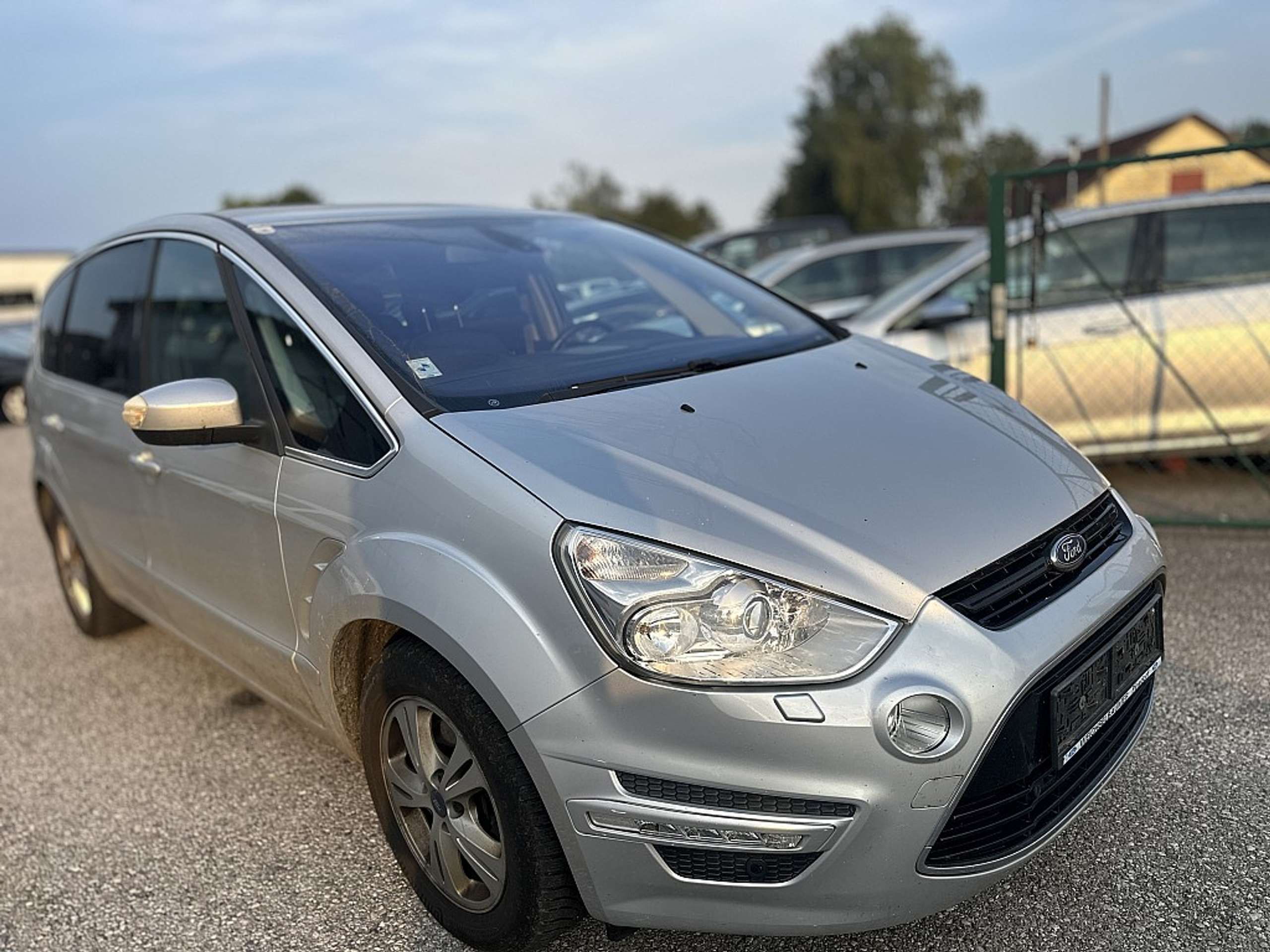 Ford - S-Max