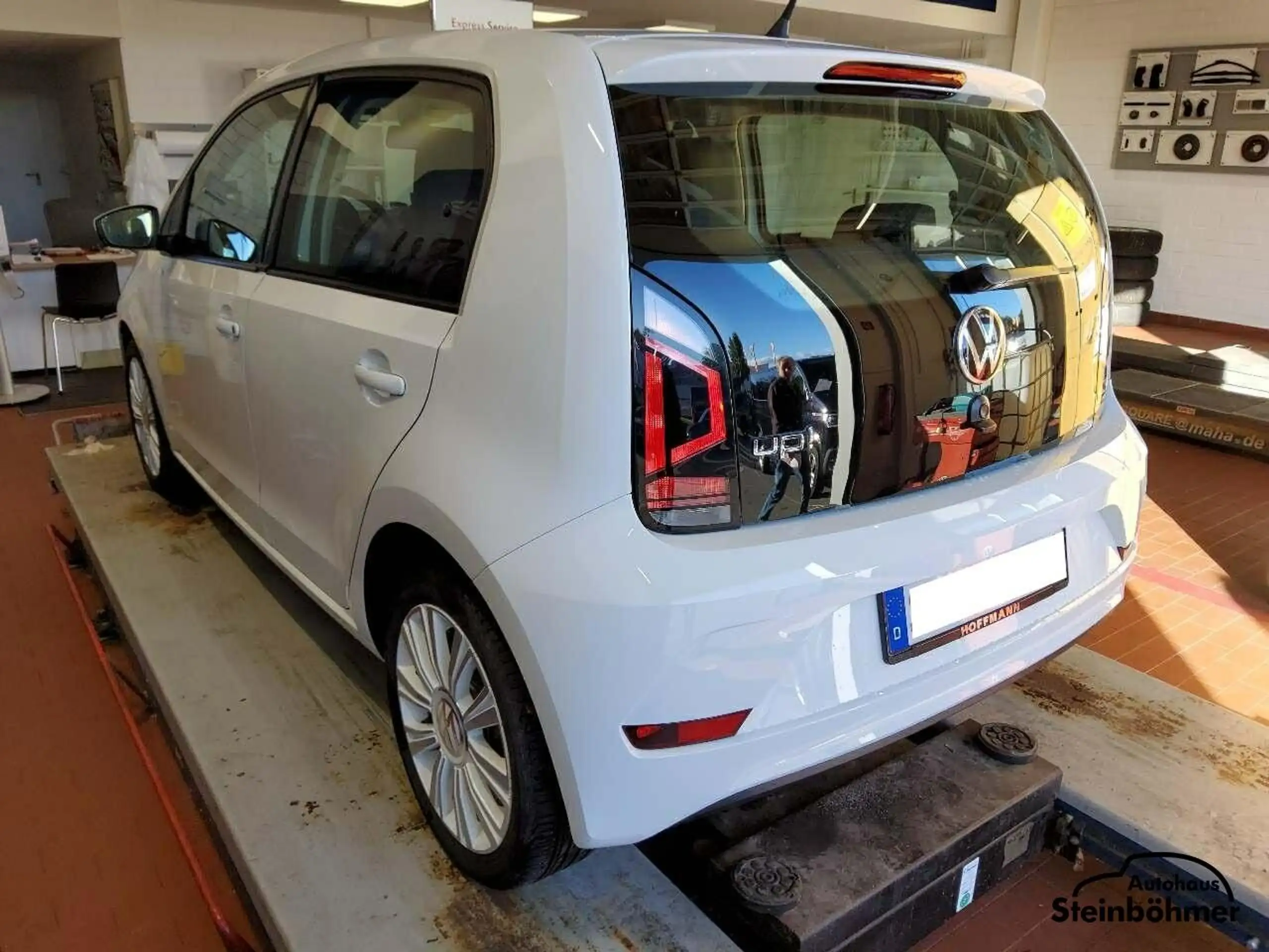 Volkswagen - up!