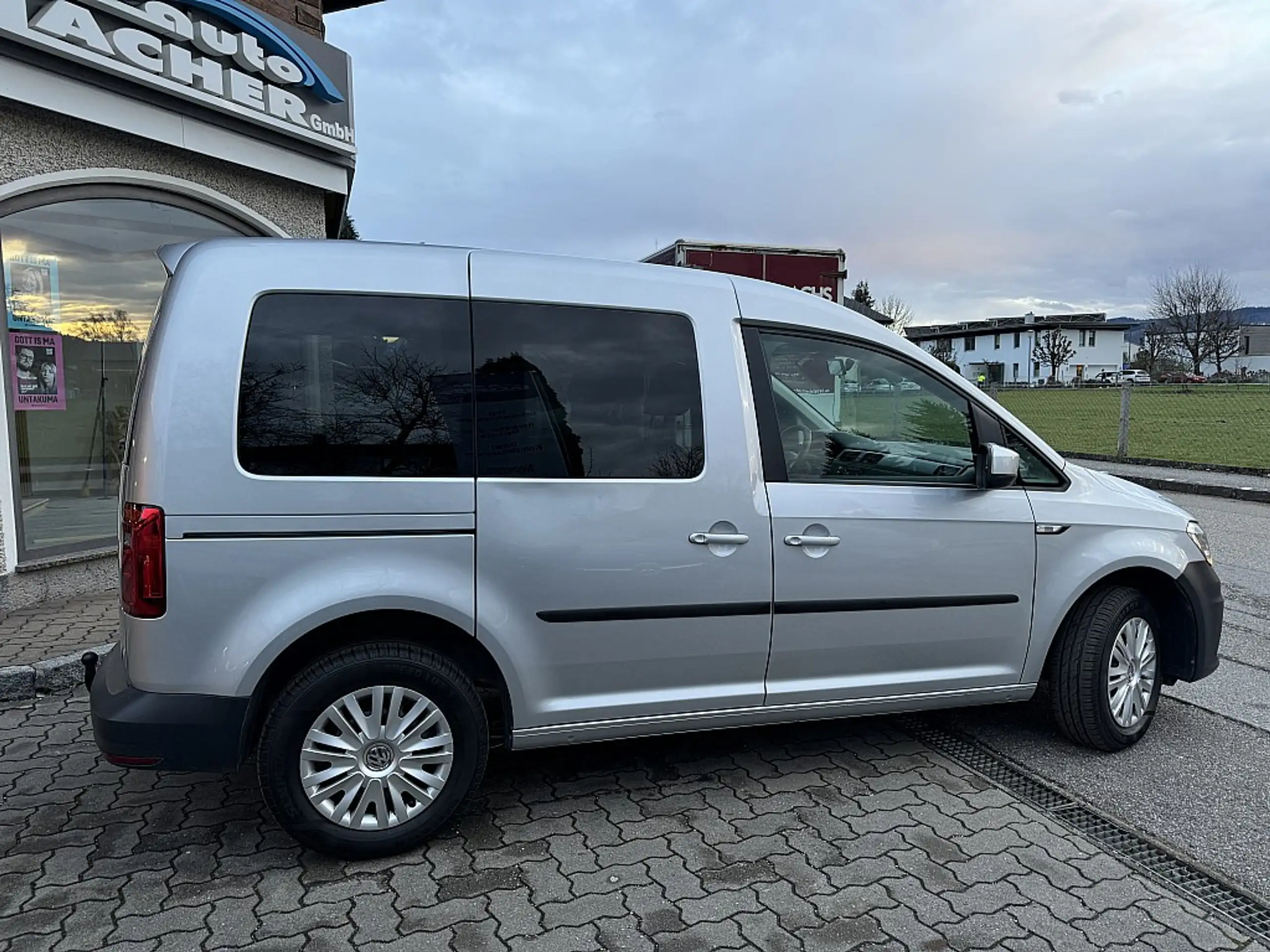 Volkswagen - Caddy