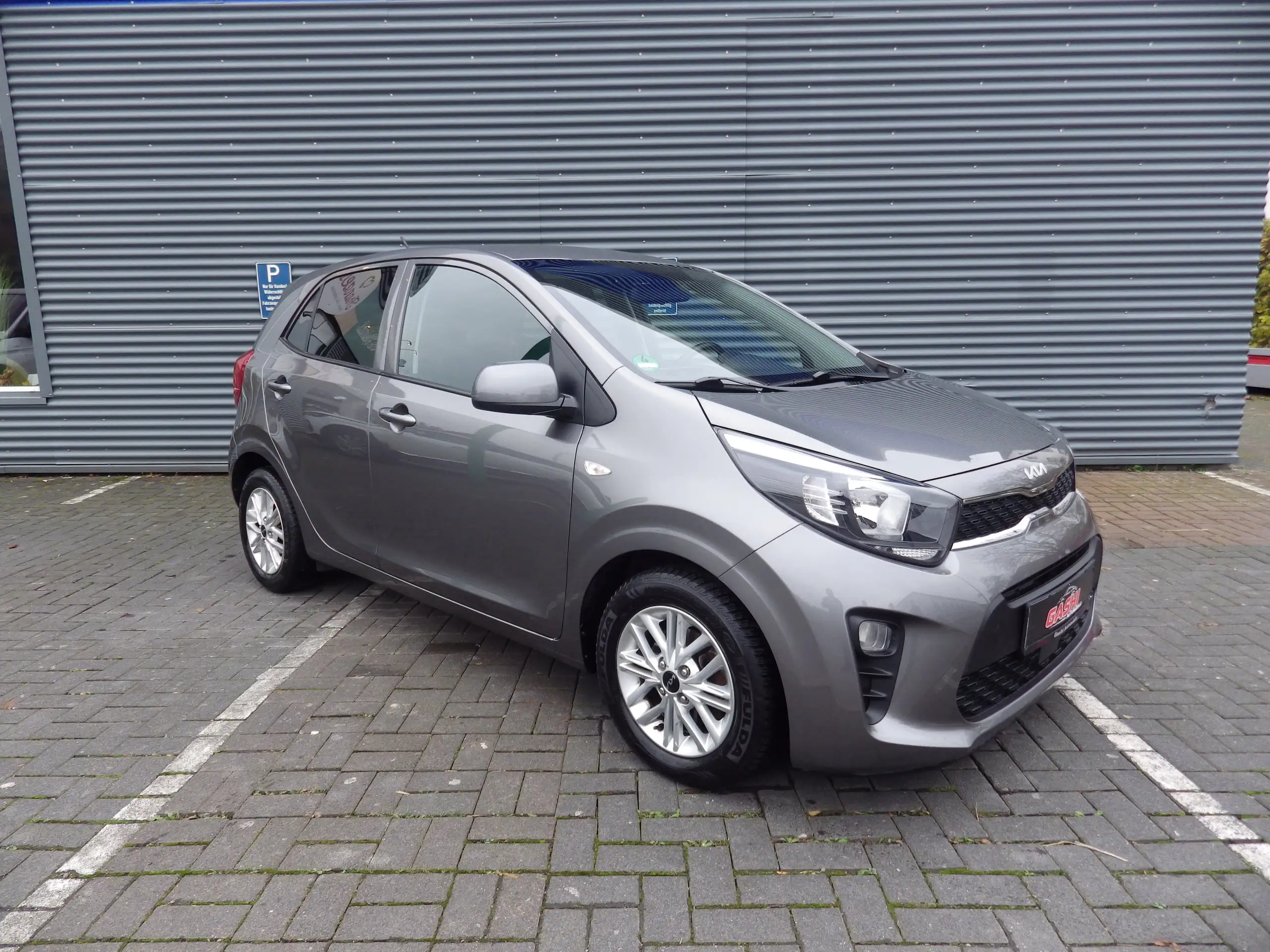 Kia - Picanto