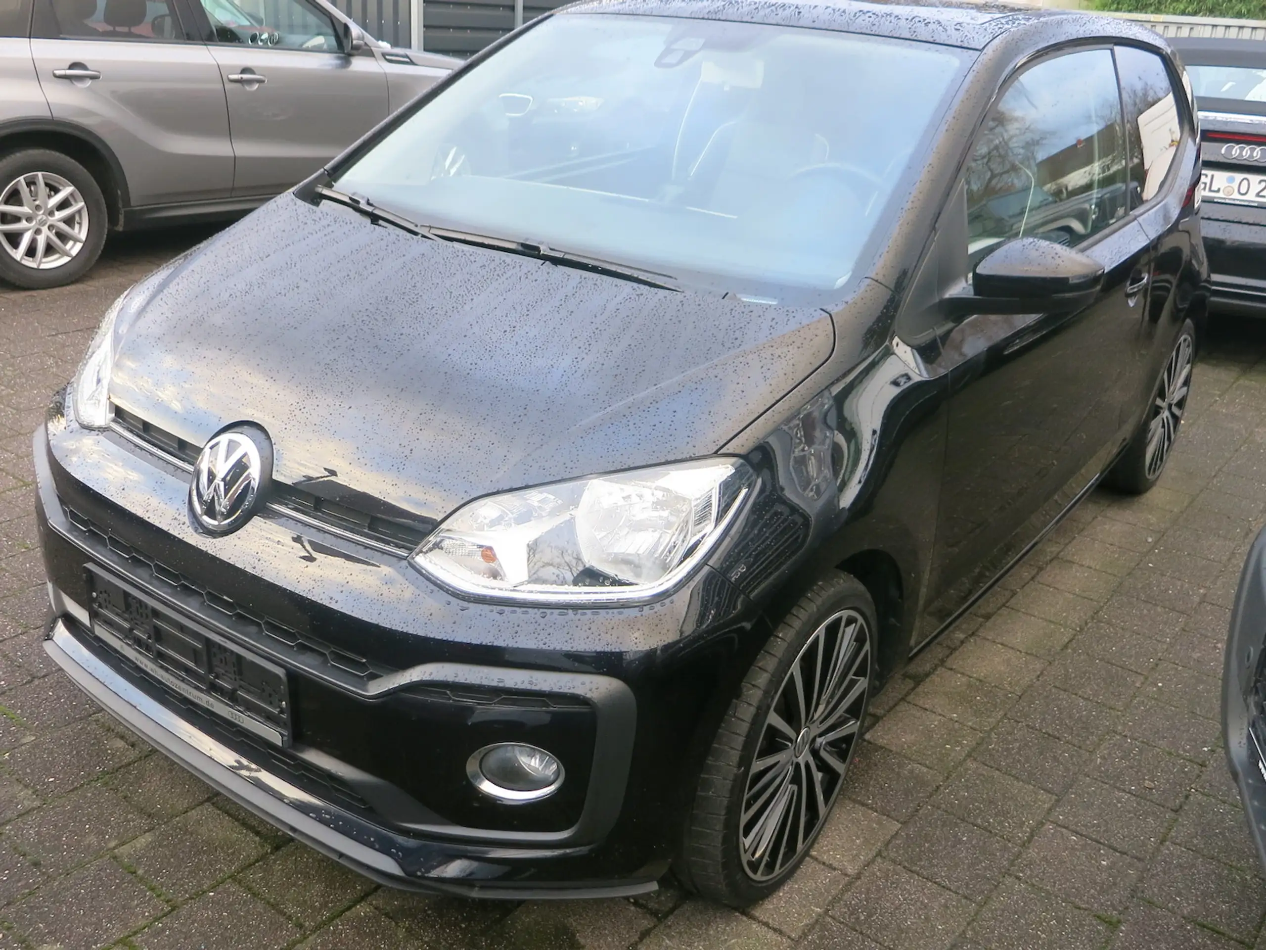 Volkswagen - up!