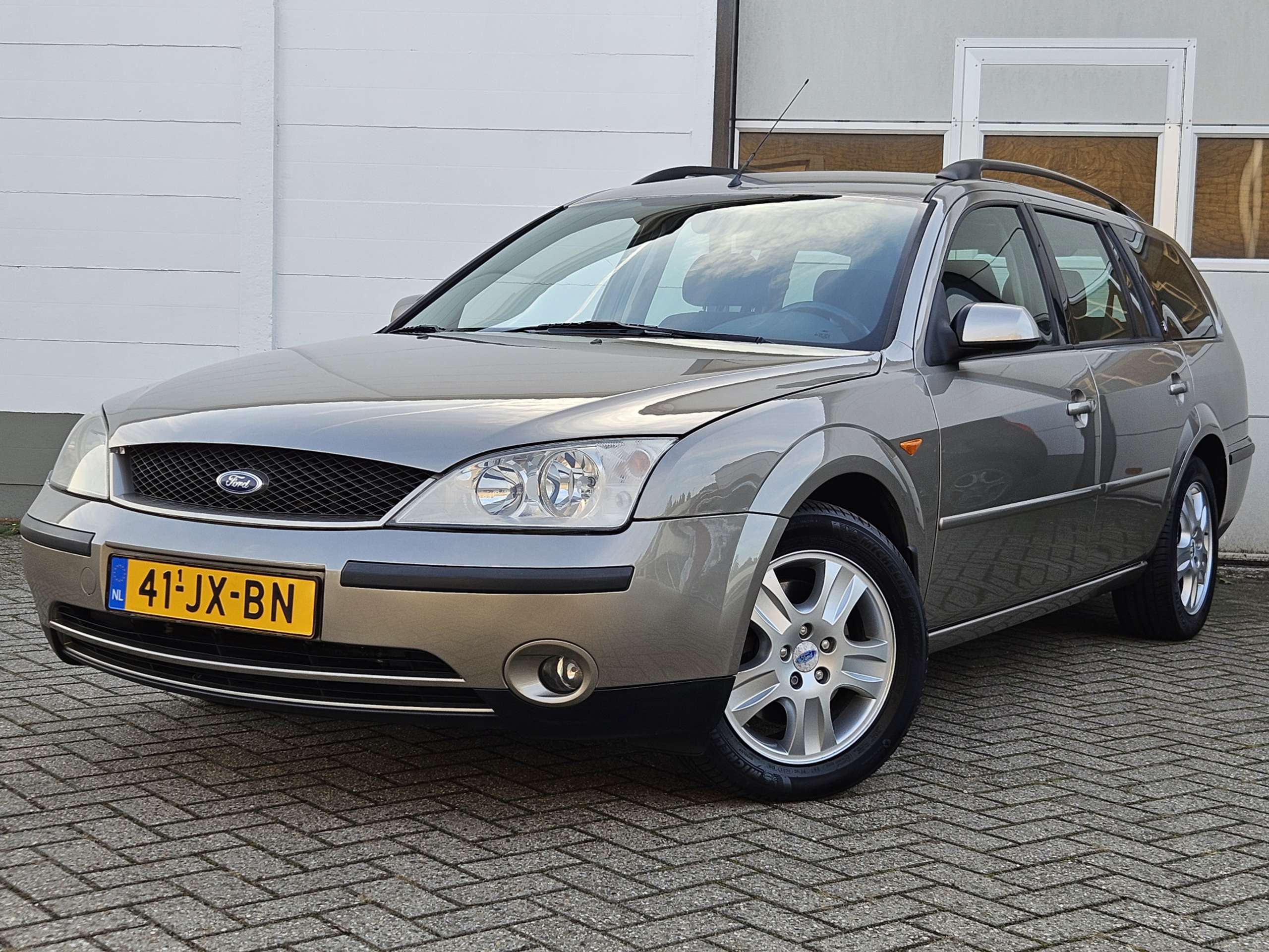 Ford - Mondeo