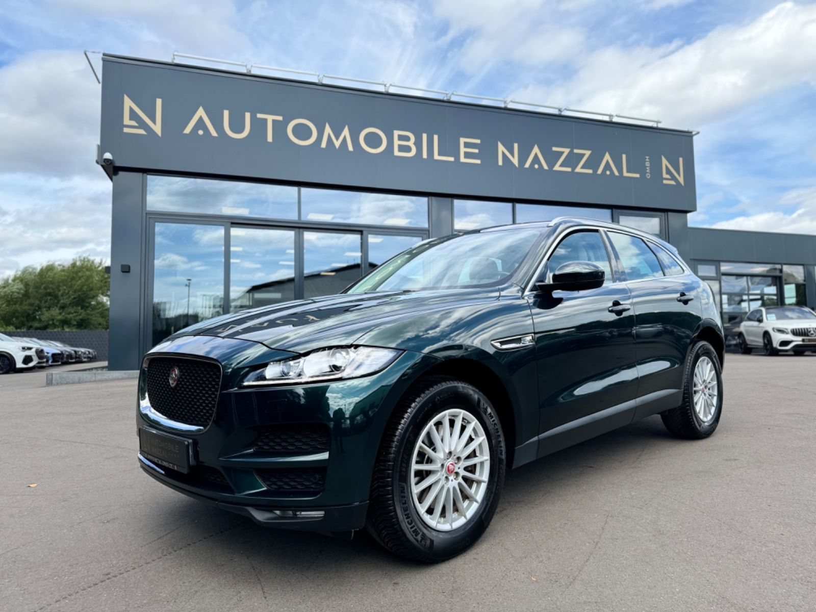 Jaguar F-Pace 2017 221CH