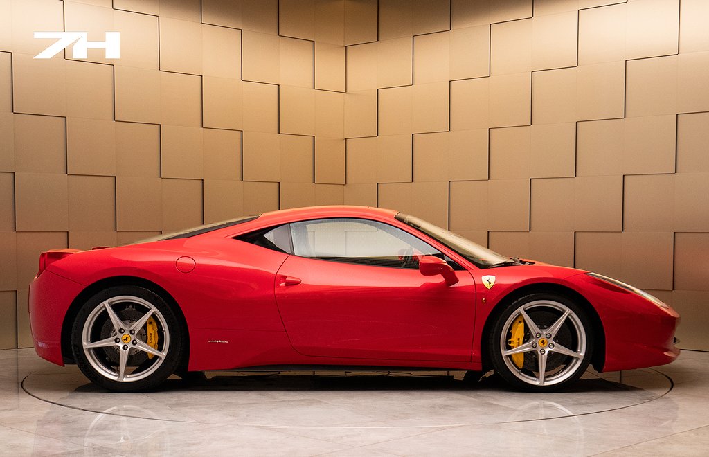 Ferrari - 458