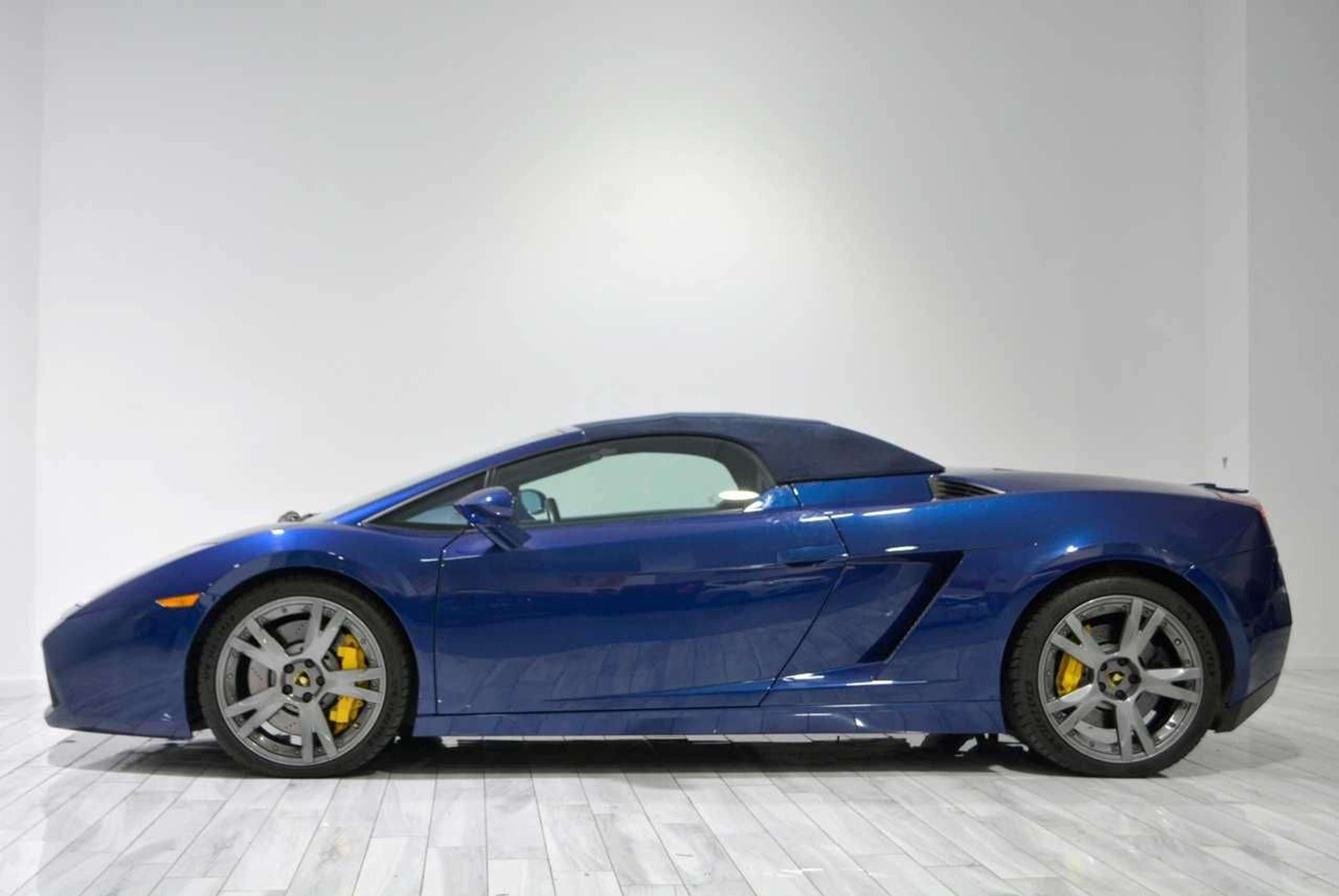 Lamborghini - Gallardo