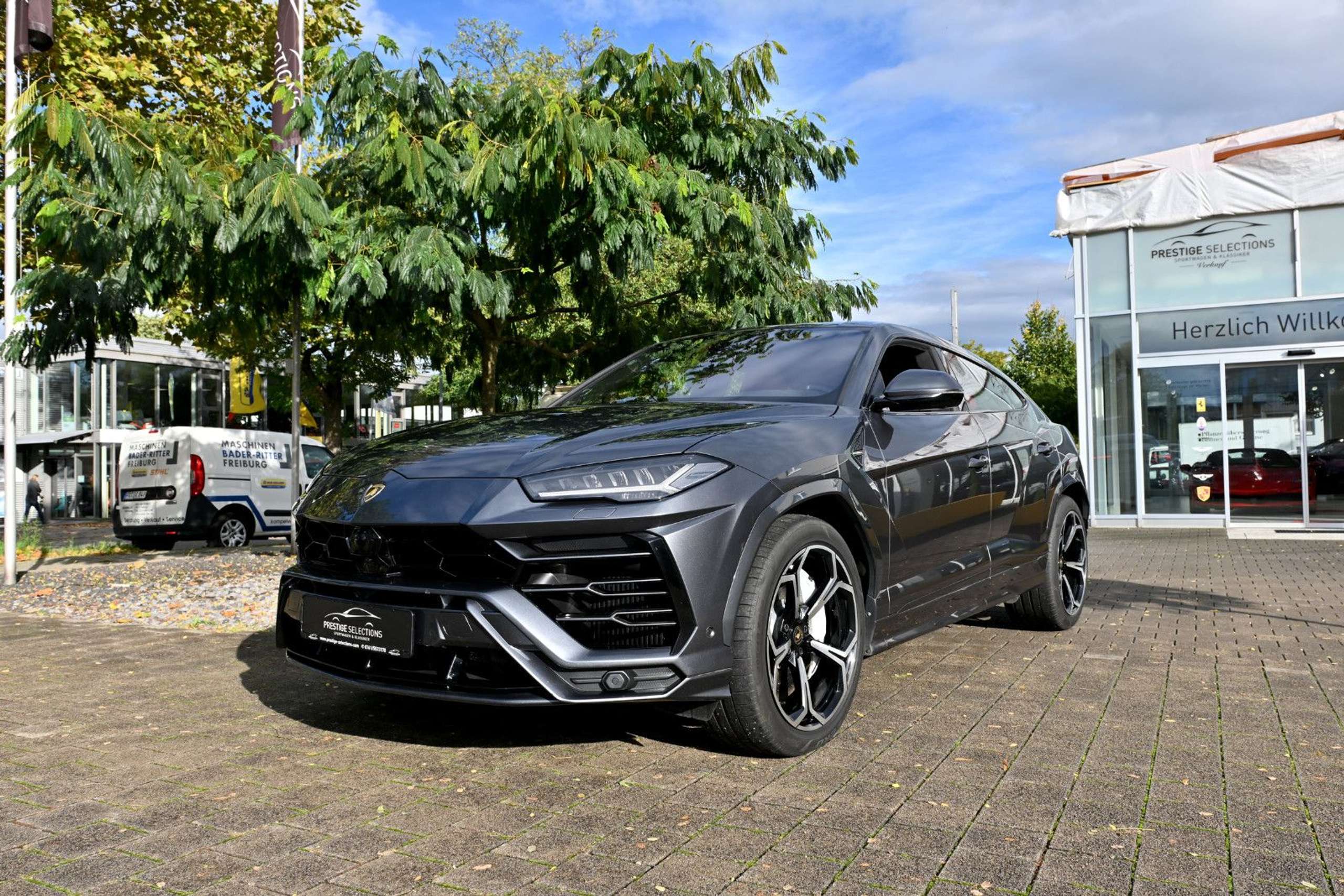 Lamborghini - Urus