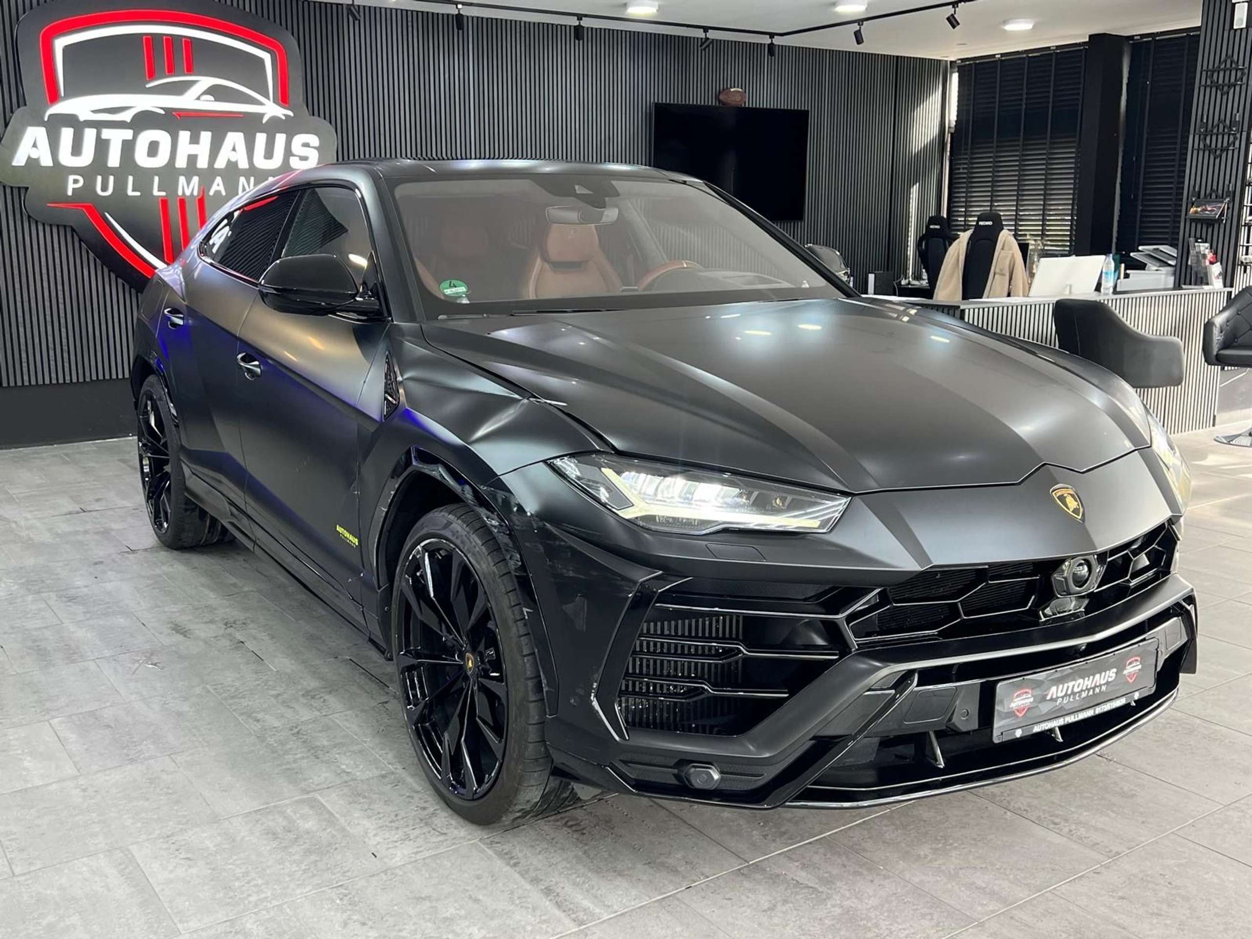 Lamborghini - Urus