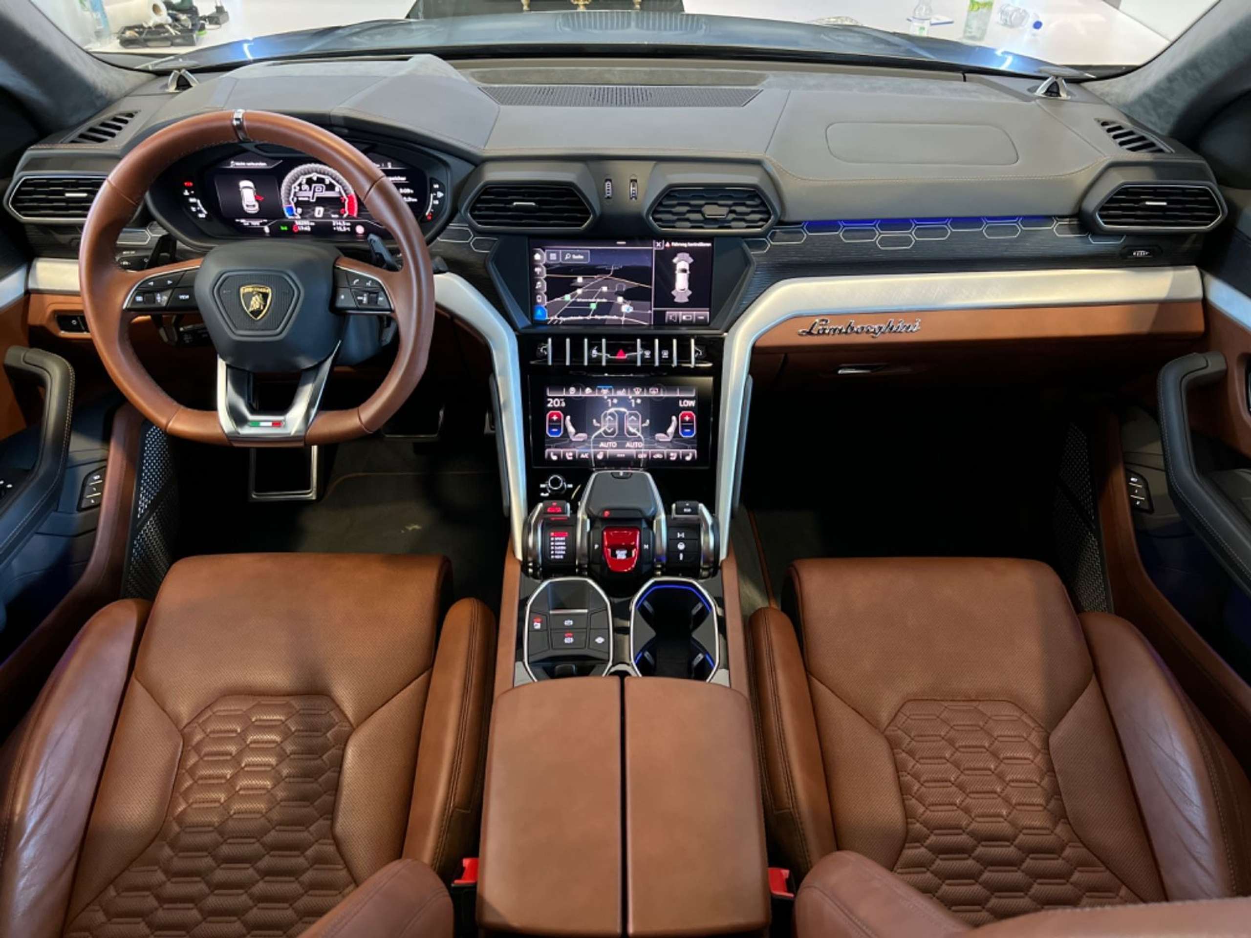 Lamborghini - Urus