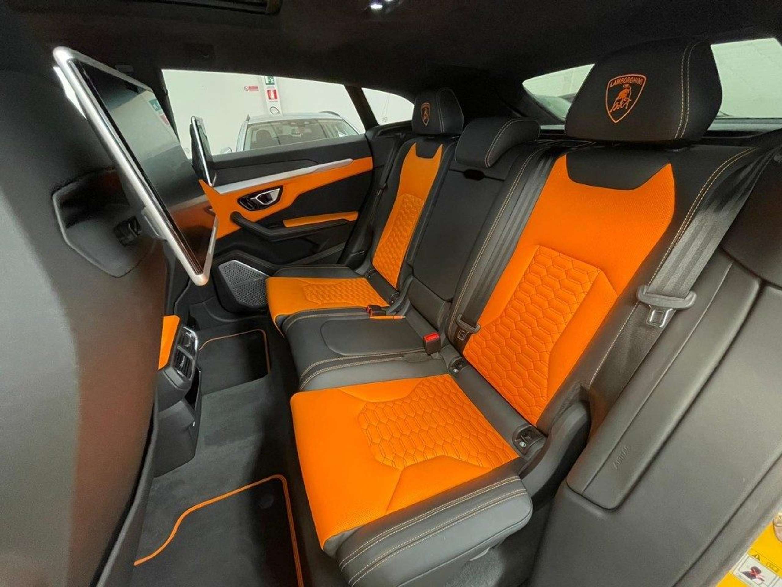 Lamborghini - Urus