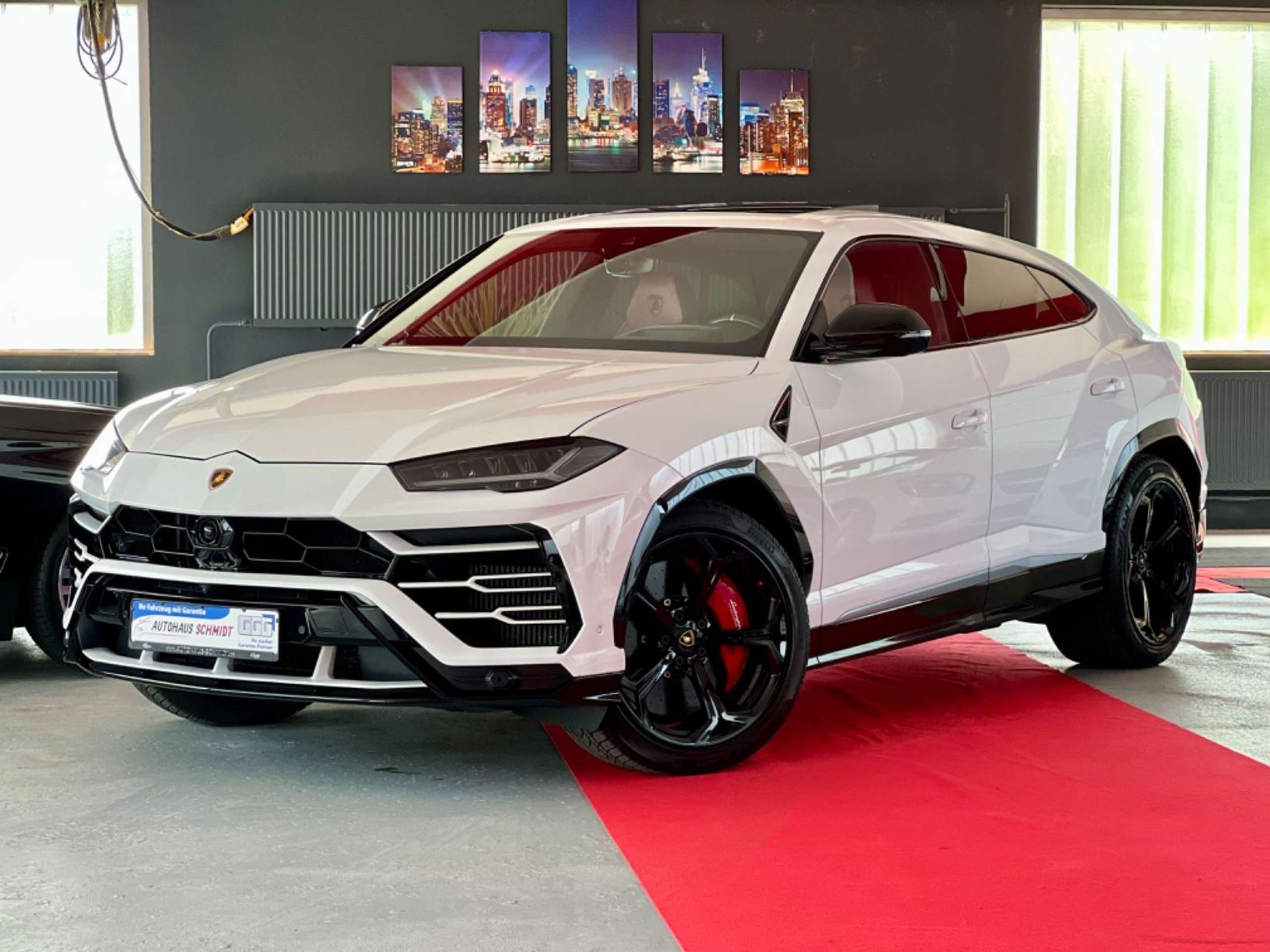 Lamborghini - Urus